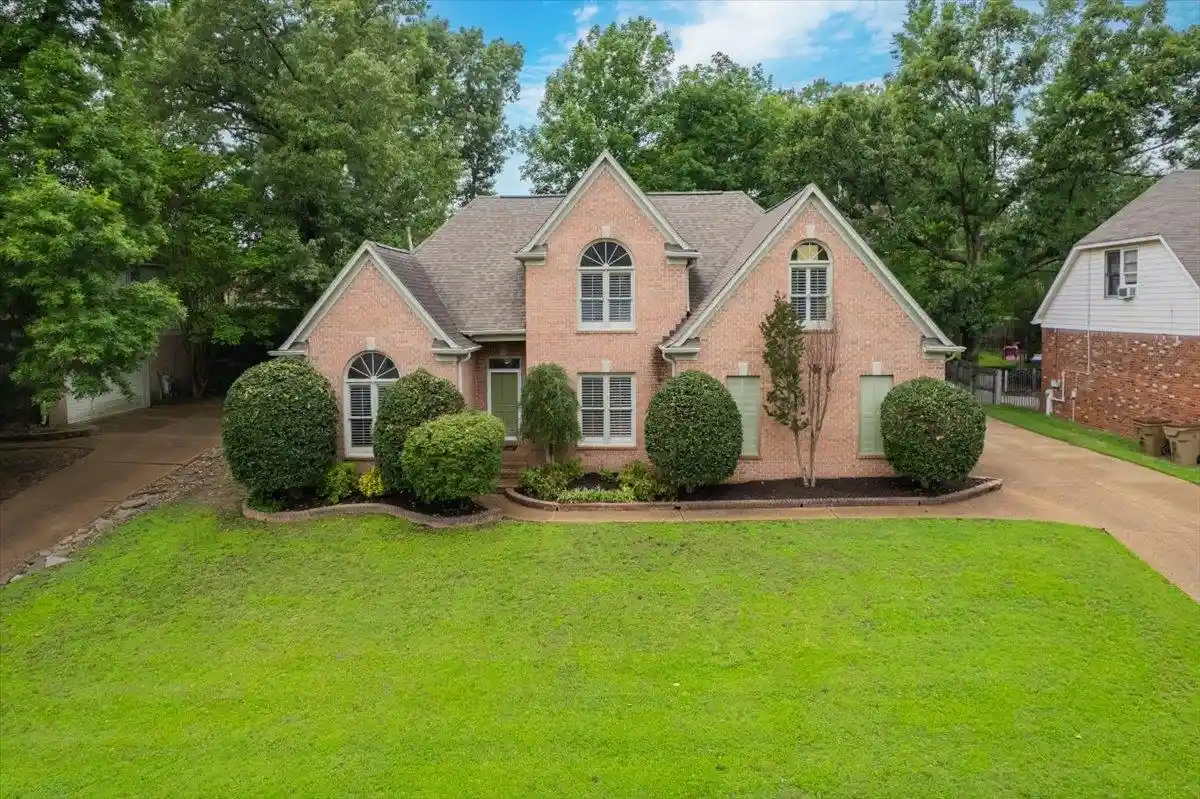 Photo 1 of Single family home for sale at 215 Leaf Trl Ct, Cordova, TN 38018 | MLS# 10222840 | Listing updated on 2026-09-10