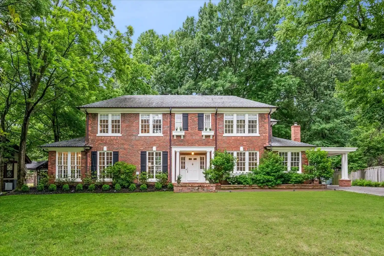 1st image of 605 East Dr, Memphis, TN 38112 | MLS# 10222855