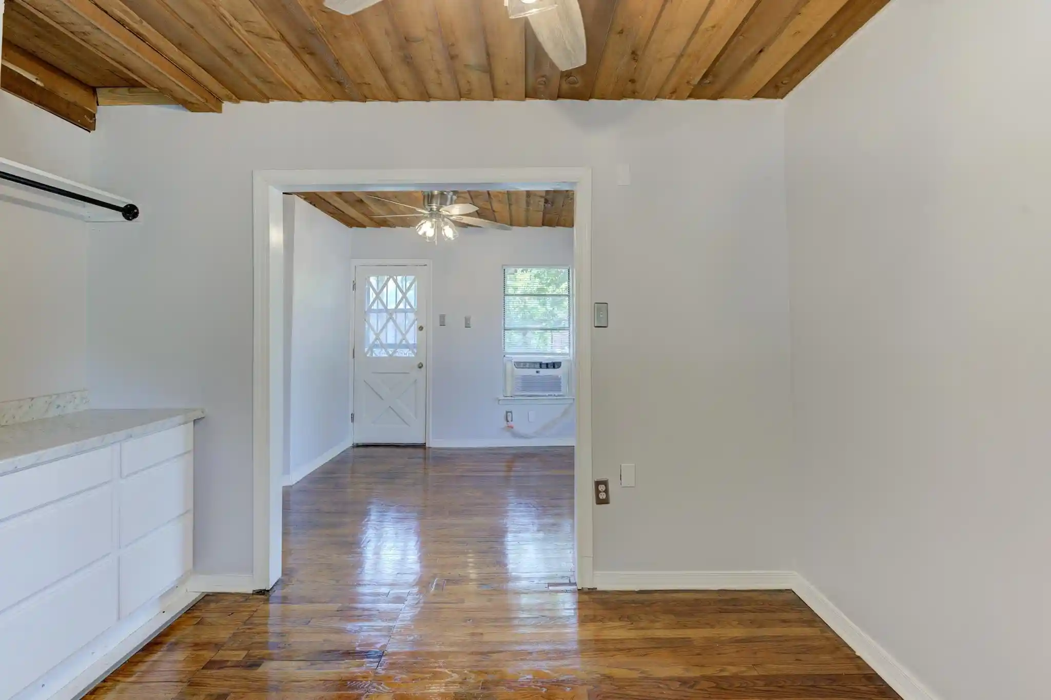 Photo 2 of Single family home for sale at 3522 Stuart Rd, Memphis, TN 38111 | MLS# 10222899 | Listing updated on 2026-08-14