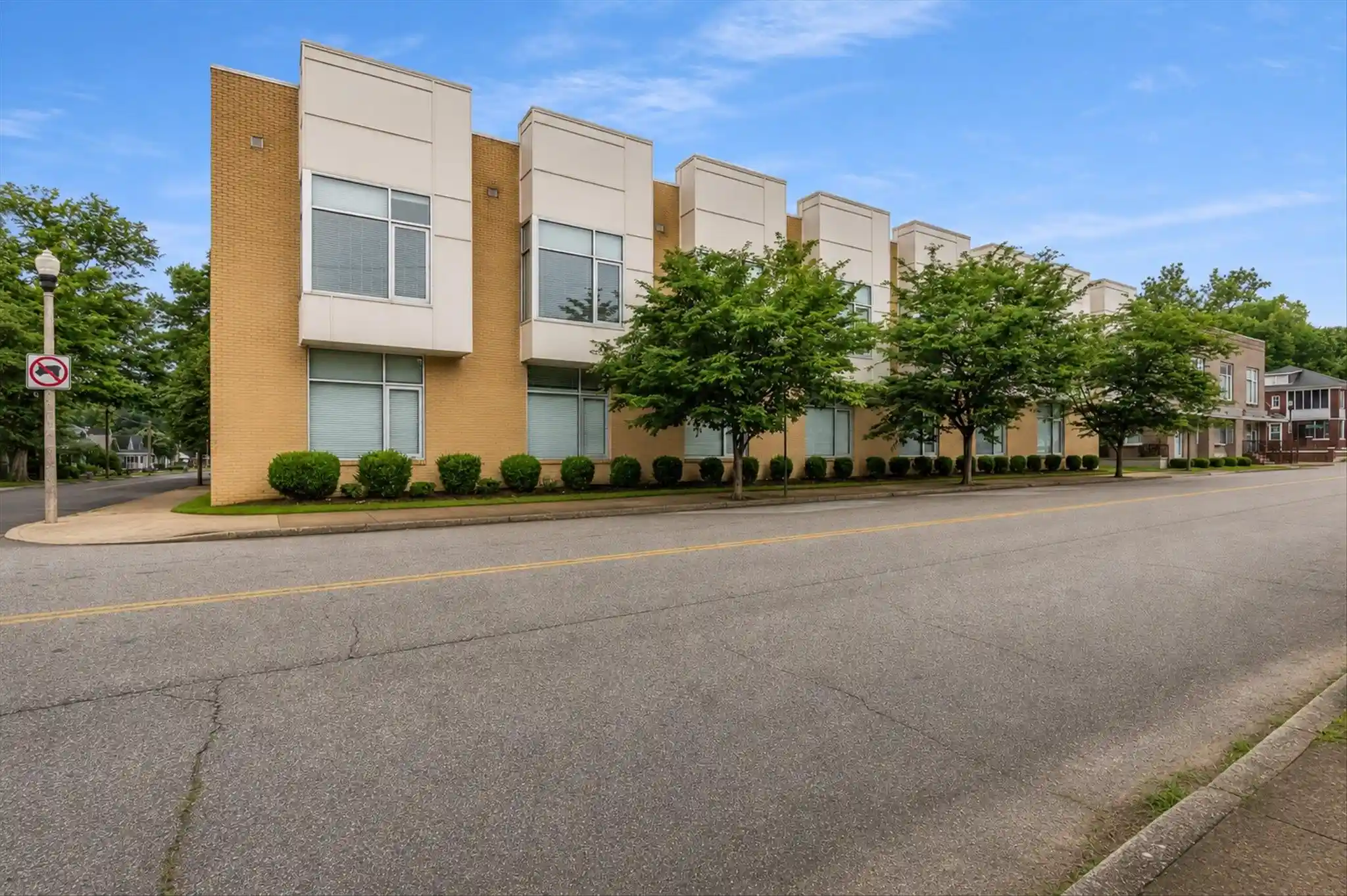 1st image of 2263 Young Ave #204, Memphis, TN 38104 | MLS# 10222906