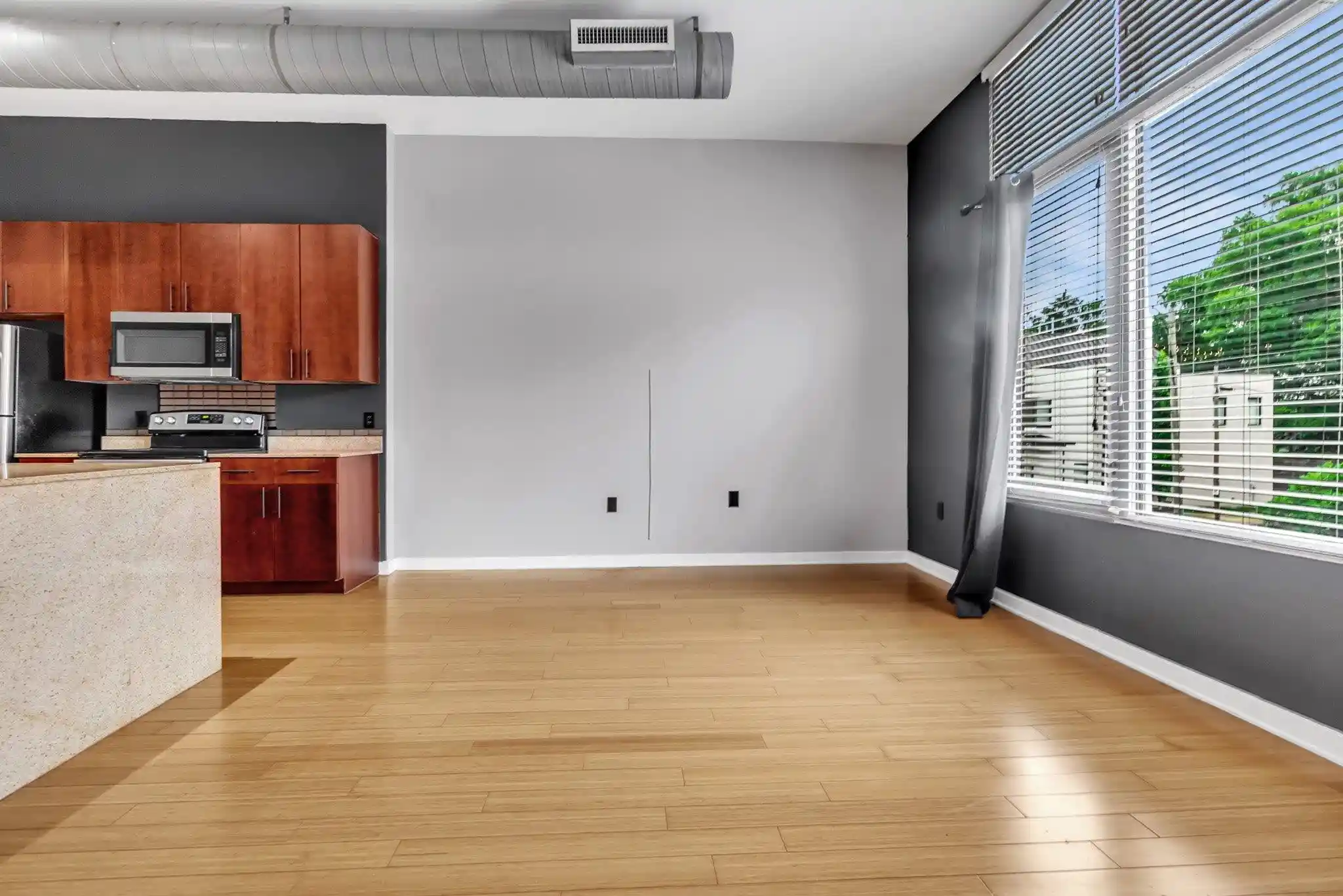 2nd image of 2263 Young Ave #204, Memphis, TN 38104 | MLS# 10222906