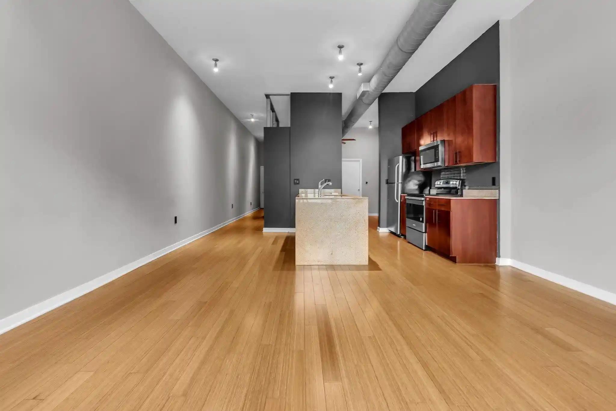 4th image of 2263 Young Ave, Memphis, TN 38104