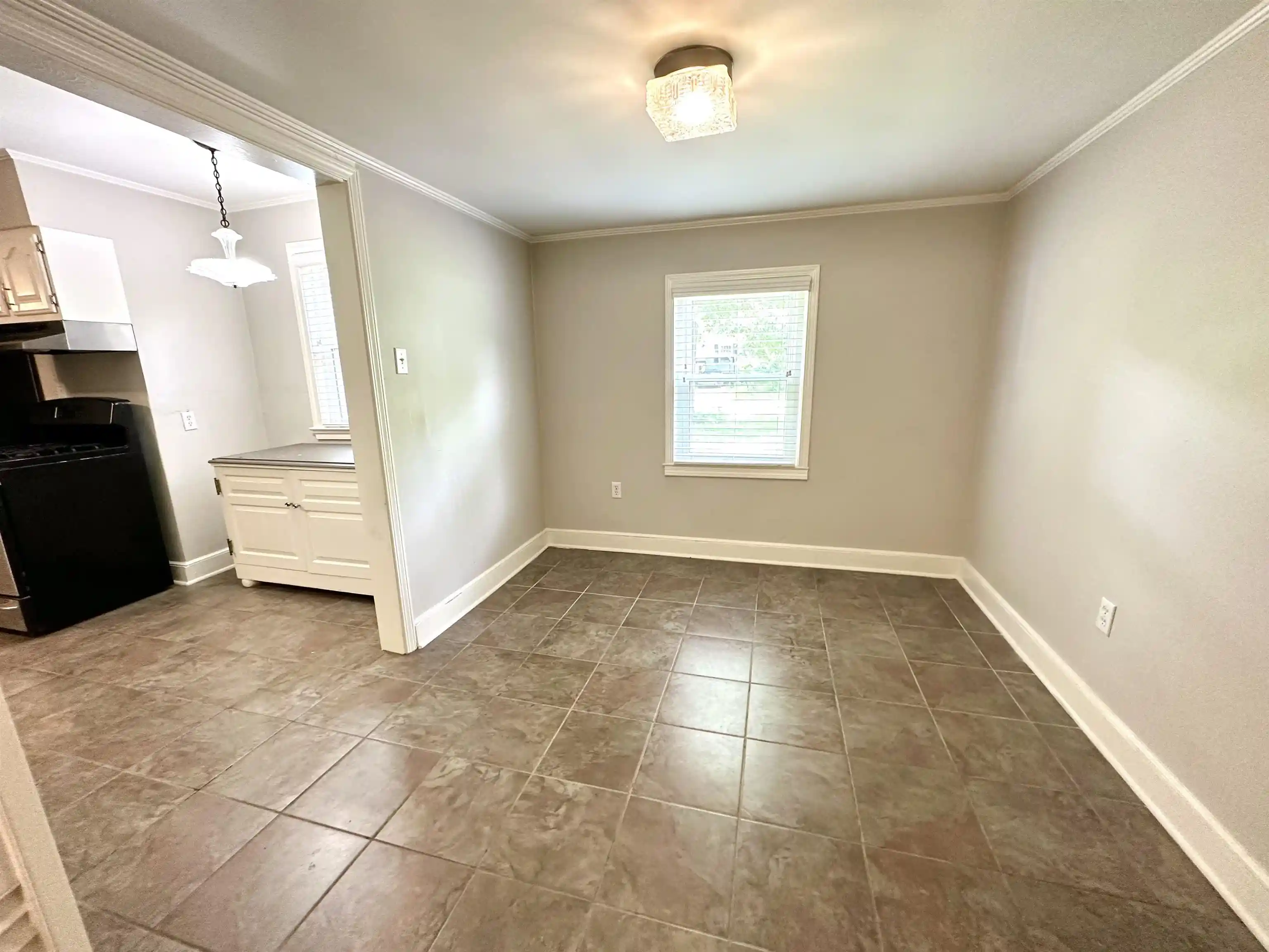 2nd image of 961 Little John Rd, Memphis, TN 38111 | MLS# 10222937