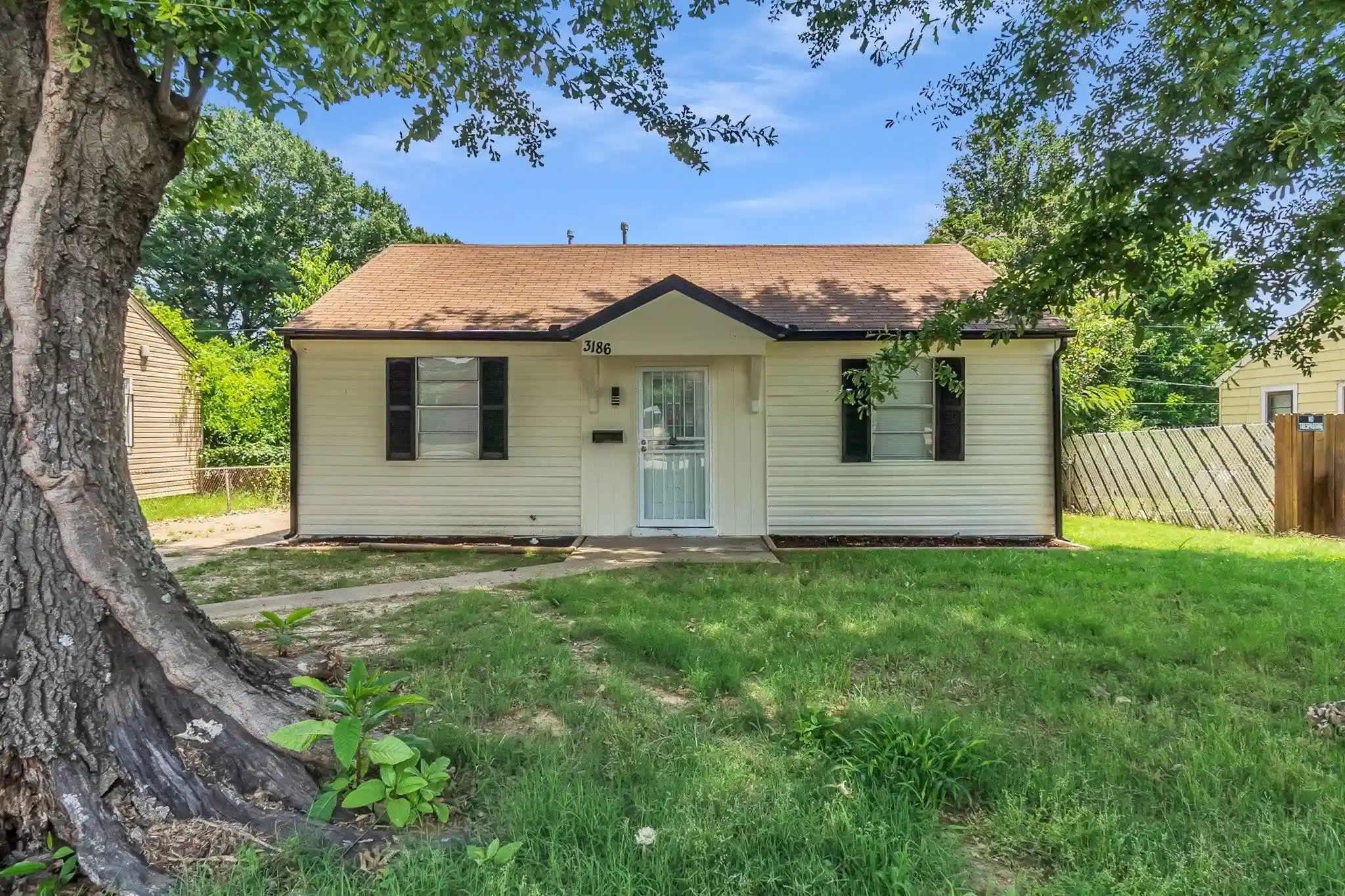 1st image of 3186 Alta Rd, Memphis, TN 38109 | MLS# 10222975