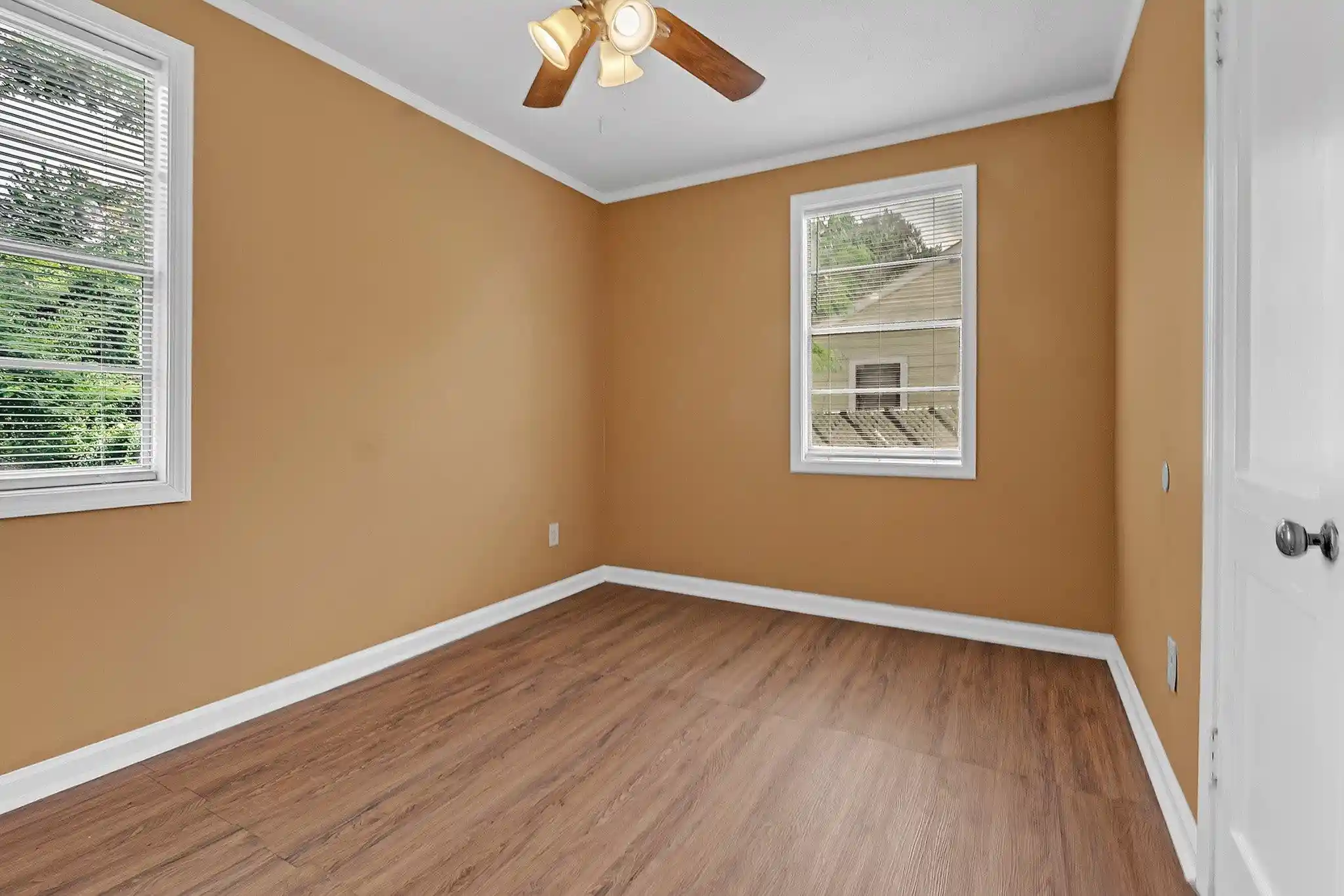 Photo 3 of Sale Pending at 3186 Alta Rd, Memphis, TN 38109 | MLS# 10222975 | Listing updated on 2026-09-18