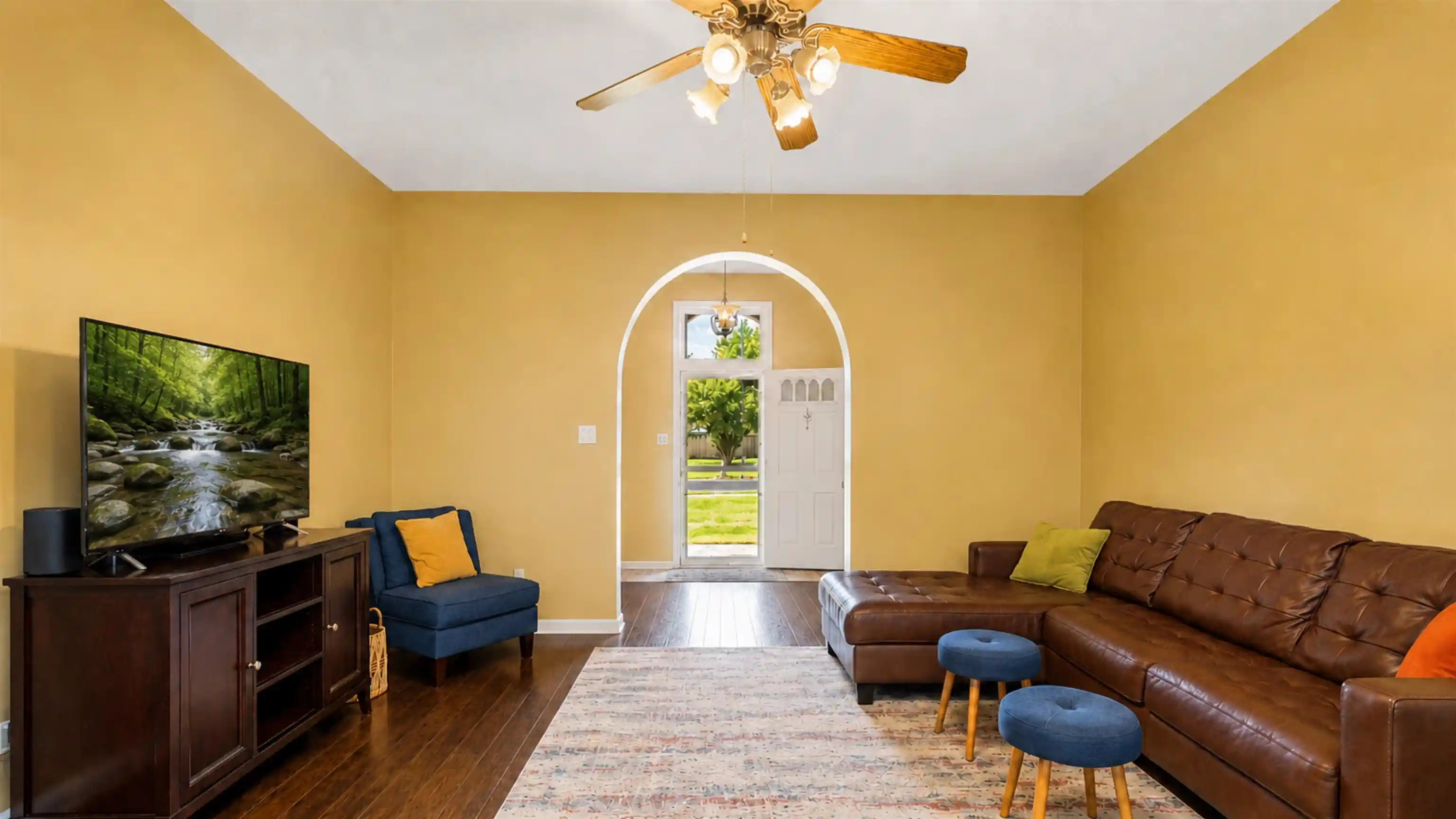 Homes for sale in Collierville, TN | 909 Joe Dr, Collierville, TN 38017 | MLS# 10222983