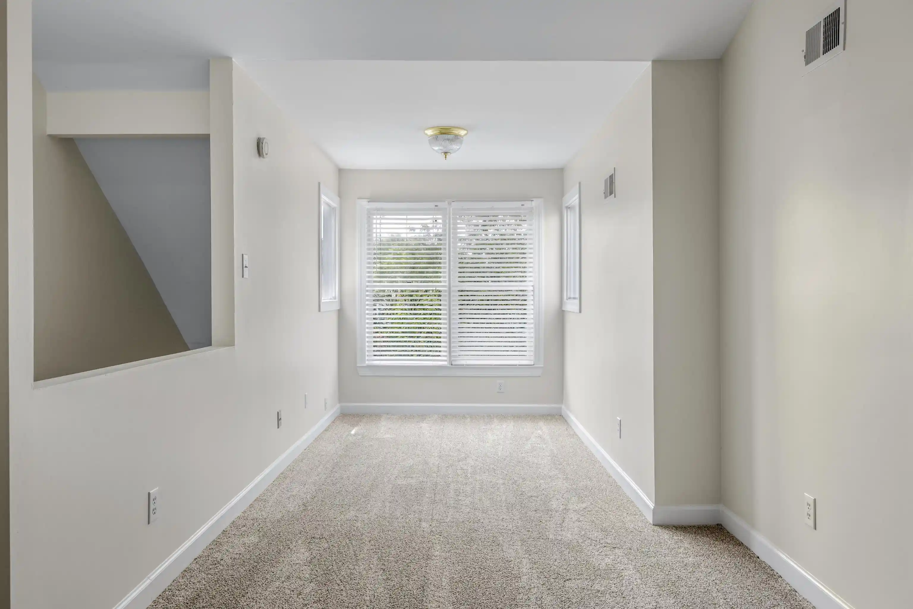 5th image of 921 Harbor View Dr, Memphis, TN | MLS# 10223006