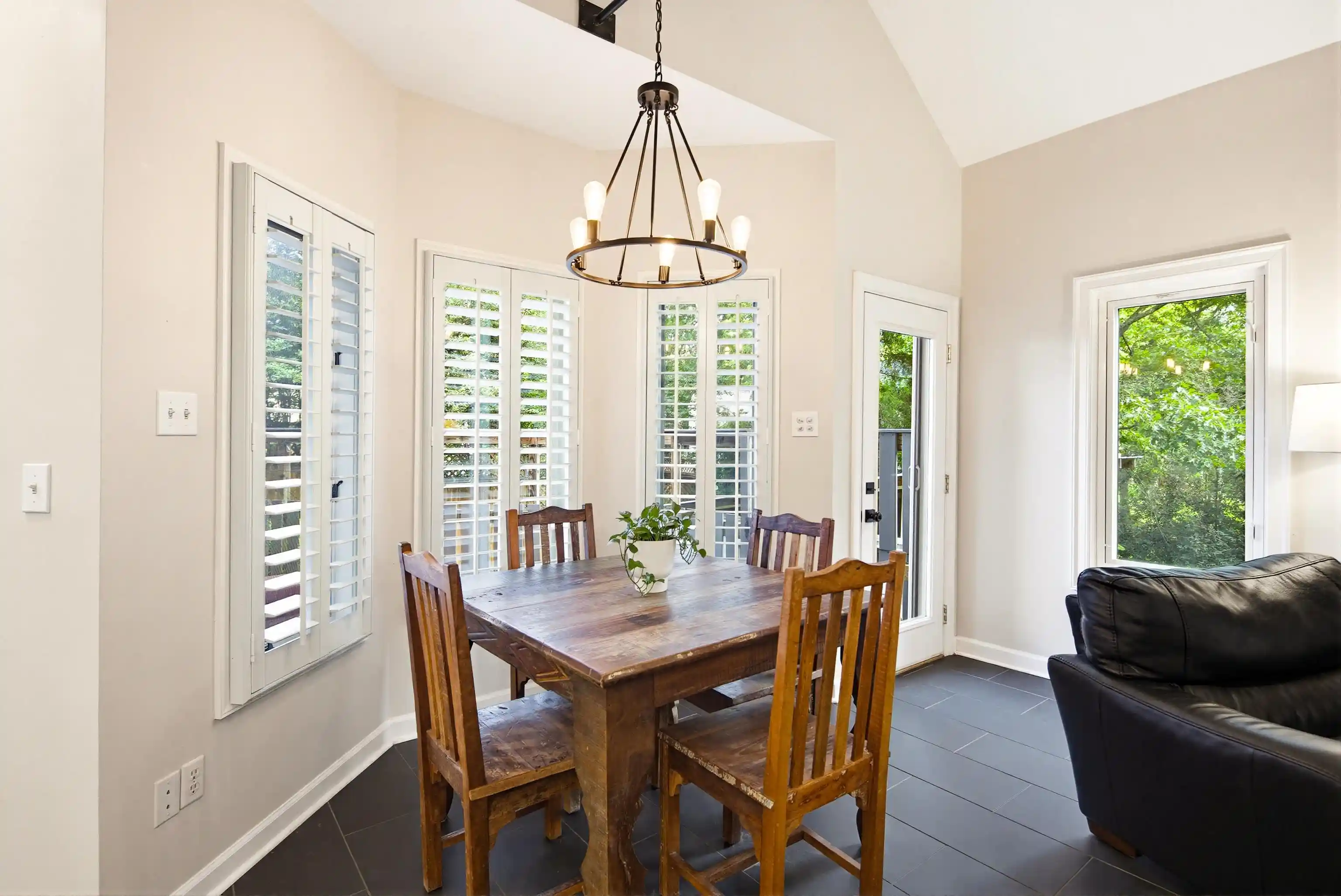 3rd image of 8986 Cairn Ridge Dr, Germantown, TN 38139 | MLS# 10223043