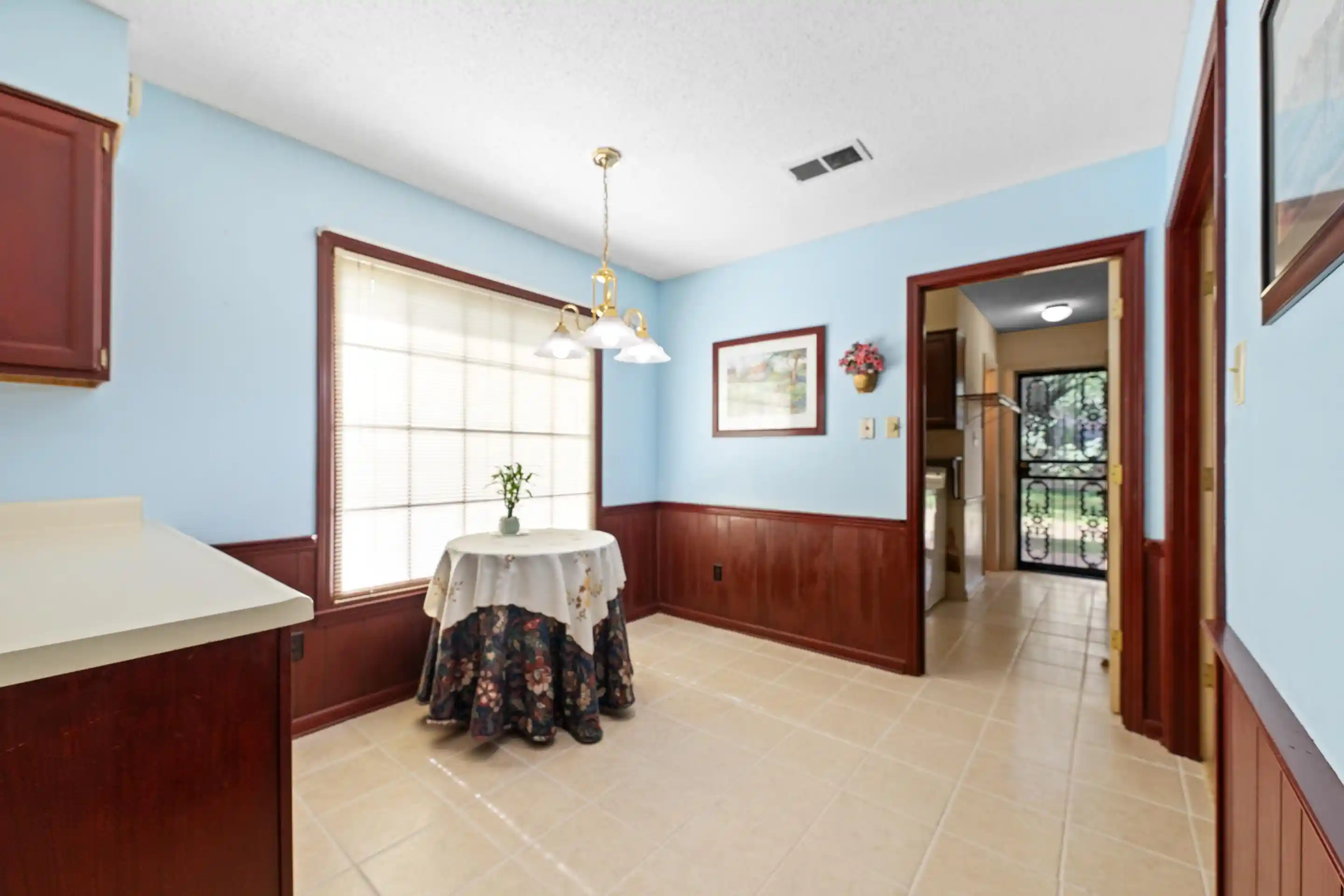 Photo 3 of Single family home for sale at 7027 Boxborough Cv, Memphis, TN 38119 | MLS# 10223085 | Listing updated on 2026-08-16
