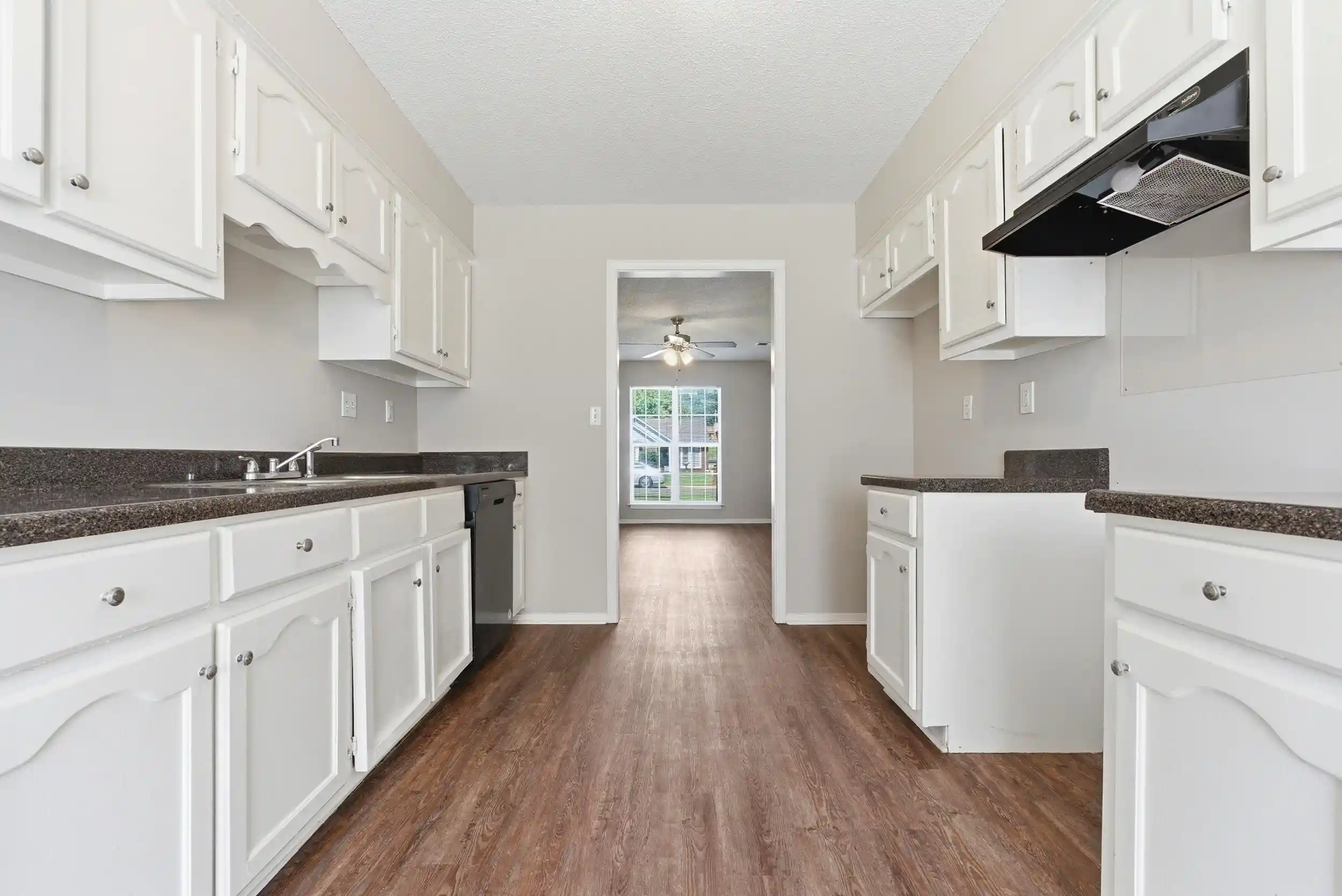 2nd image of 7446 Cliffwood Dr, Horn Lake, MS 38637 | MLS# 10223097
