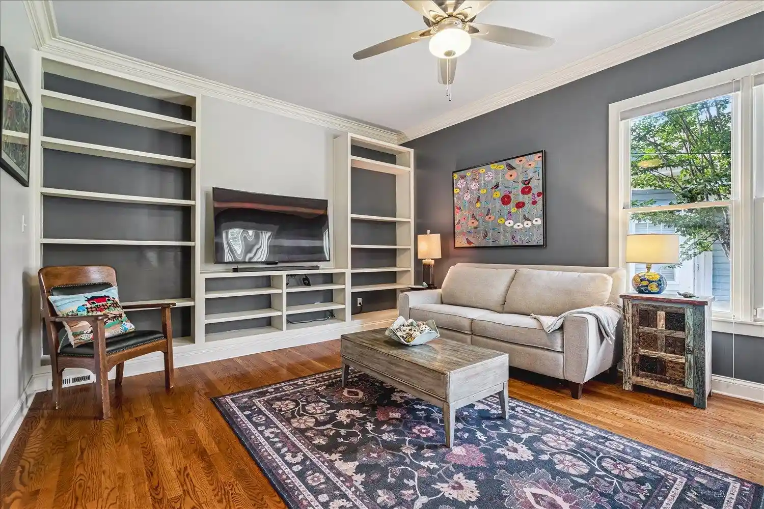 Photo 2 of Single family home for sale at 320 N Watkins St, Memphis, TN 38104 | MLS# 10223115 | Listing updated on 2026-06-04