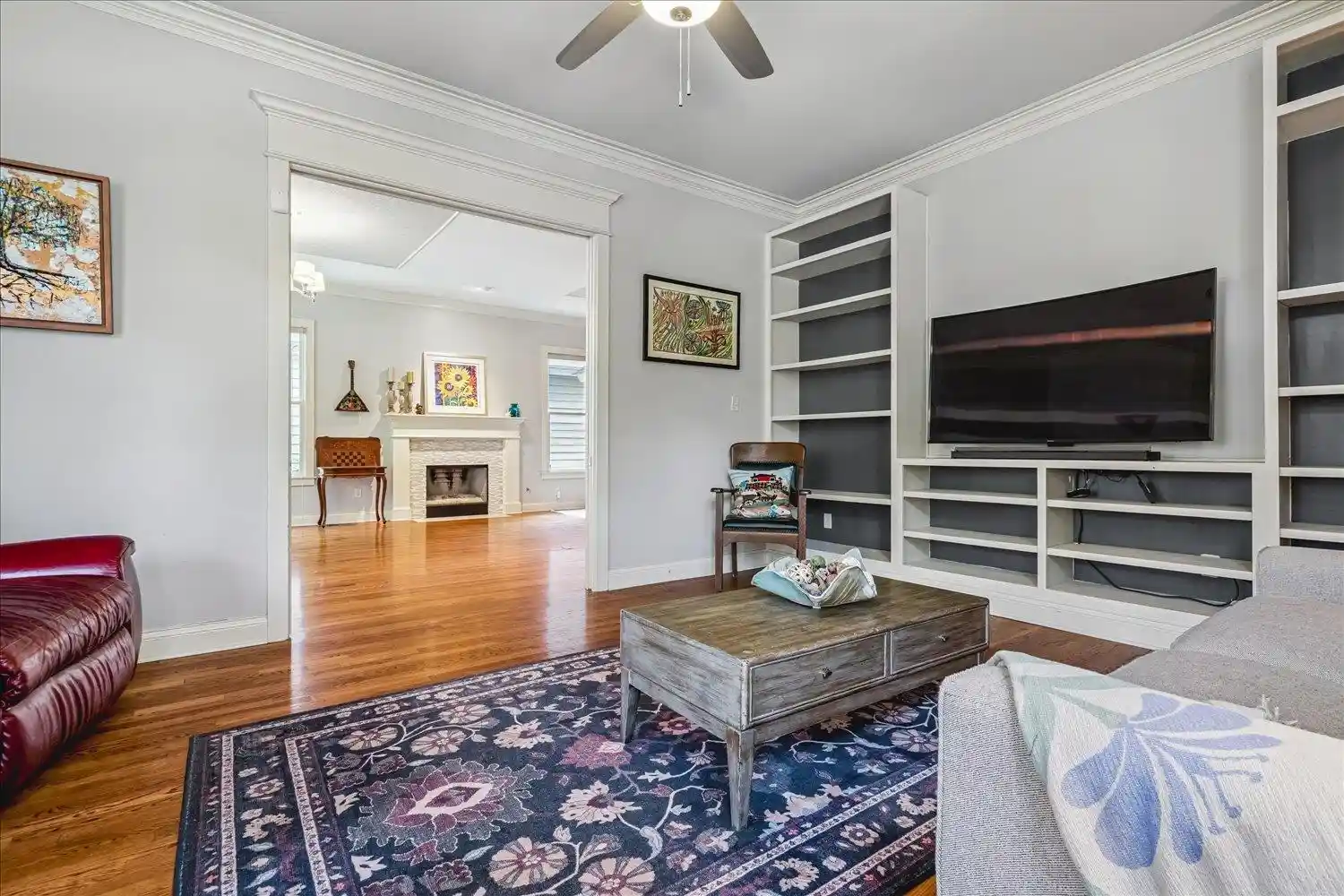 Photo 2 of Single family home for sale at 320 N Watkins St, Memphis, TN 38104 | MLS# 10223115 | Listing updated on 2026-06-04
