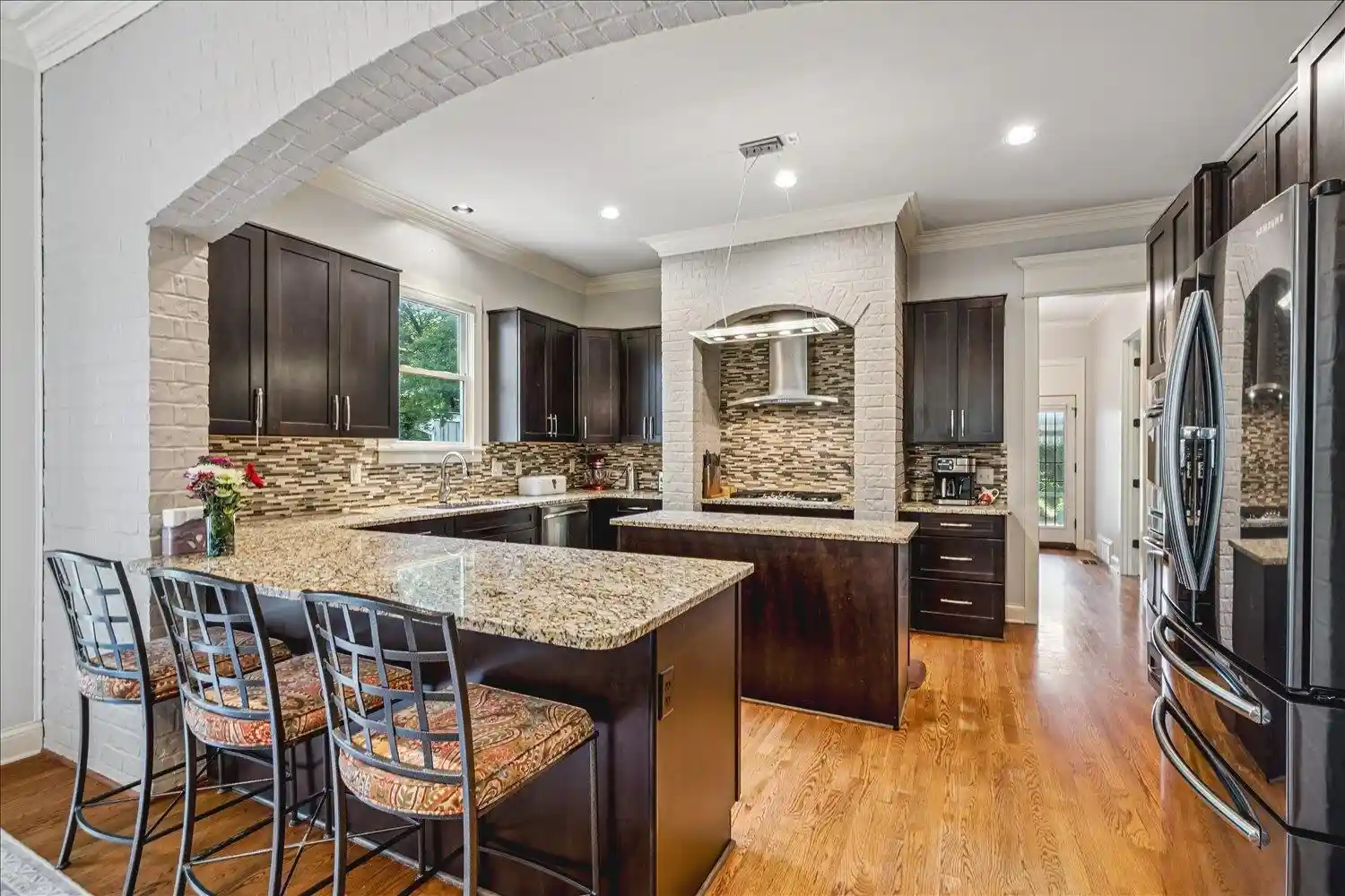 Photo 4 of Single family home for sale at 320 N Watkins St, Memphis, TN 38104 | MLS# 10223115 | Listing updated on 2026-06-04
