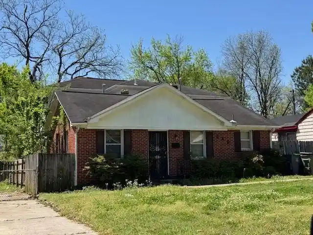 Photo 1 of Sale Pending at 449 Fernwood Ave, Memphis, TN 38106 | MLS# 10223134 | Listing updated on 2026-09-14