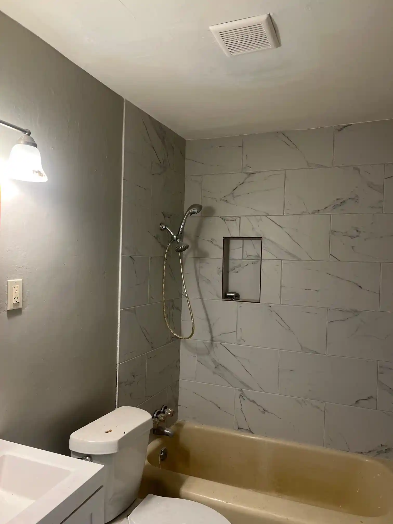 Photo 3 of Sale Pending at 449 Fernwood Ave, Memphis, TN 38106 | MLS# 10223134 | Listing updated on 2026-09-14