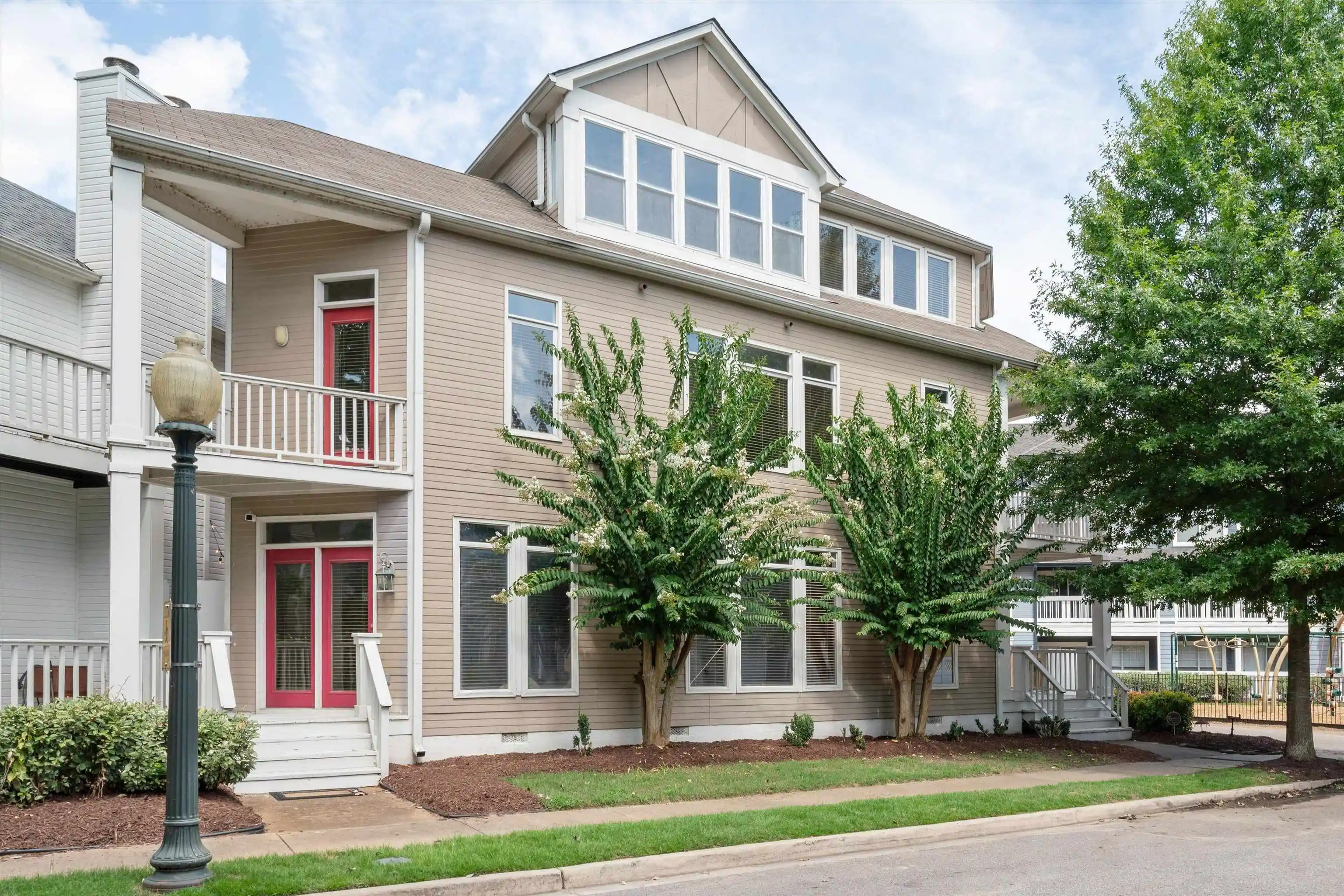 1st image of 1003 Island Park Cir, Memphis, TN 38103 | MLS# 10223200