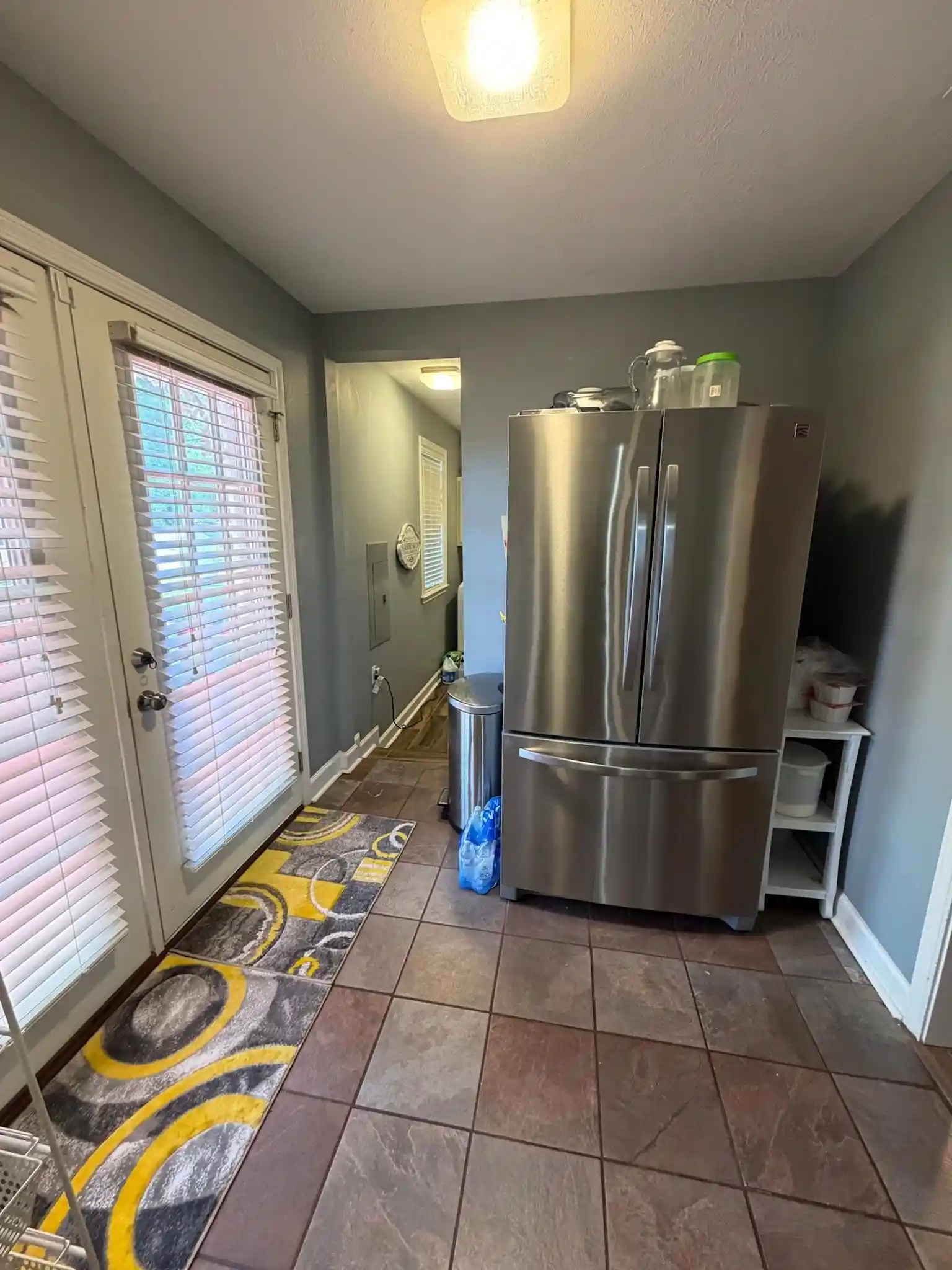 Photo 3 of Townhouse for sale at 383 Shofner Ave, Memphis, TN 38109 | MLS# 10223229 | Listing updated on 2026-09-07