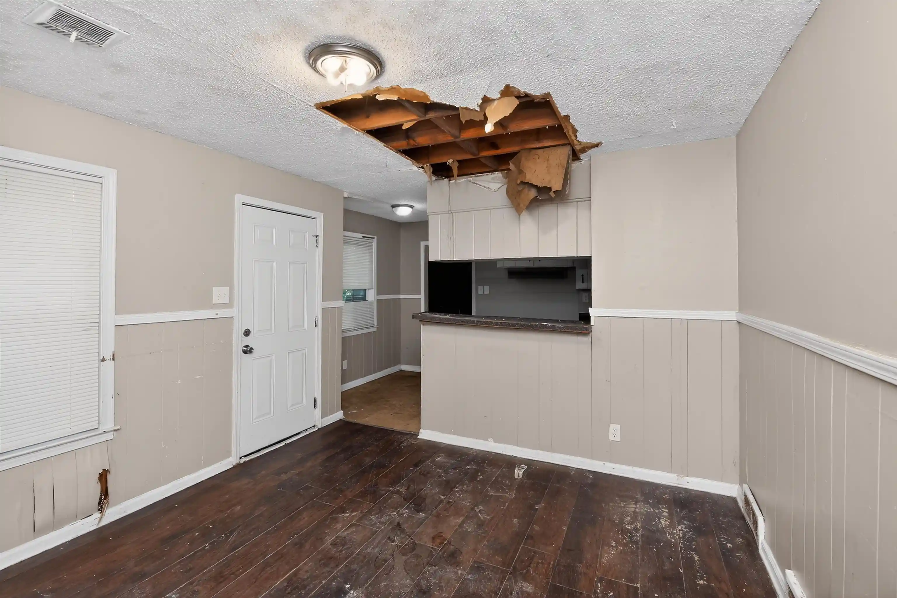 Photo 3 of Single family home for sale at 3958 Bishops Brg Rd, Memphis, TN 38118 | MLS# 10223232 | Listing updated on 2026-09-10