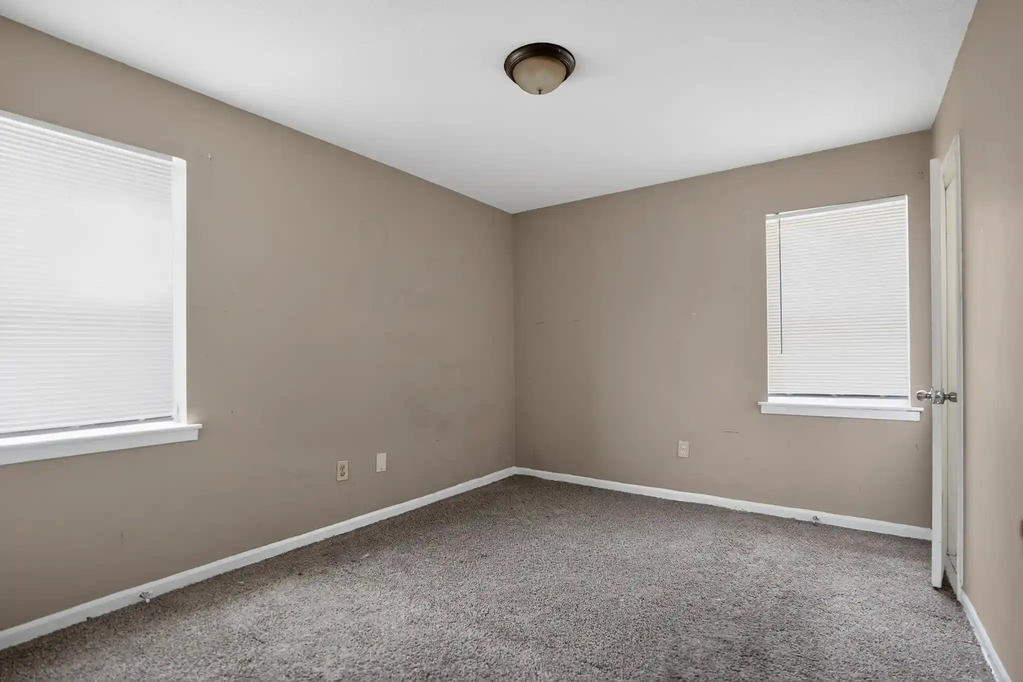 Photo 3 of Single family home for sale at 3272 Egypt Central Dr, Memphis, TN 38128 | MLS# 10223239 | Listing updated on 2026-09-10