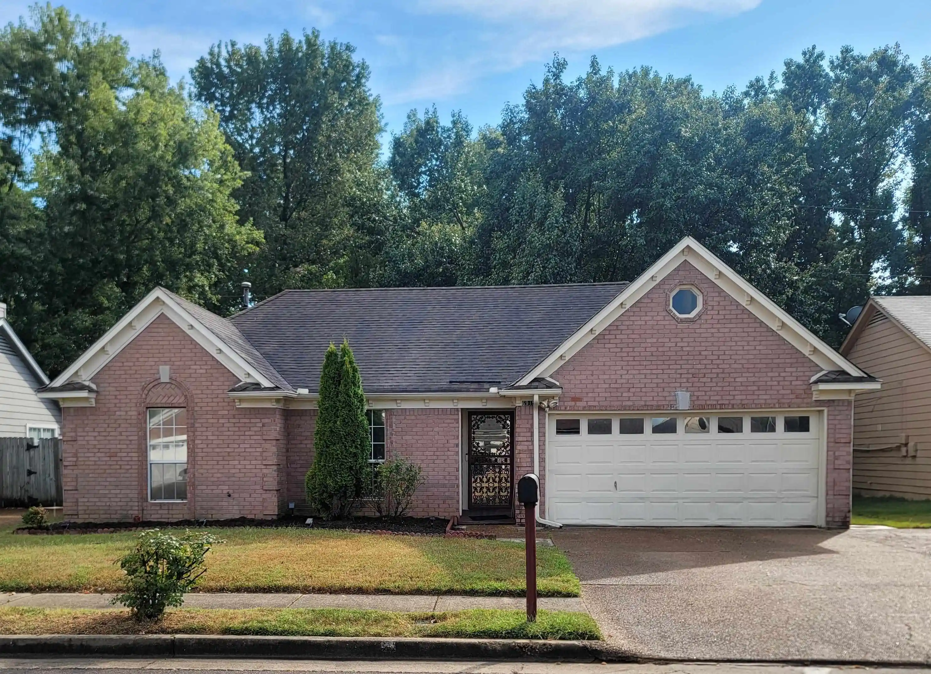 Photo 1 of Single family home for sale at 6915 Brady Hl Dr, Cordova, TN 38018 | MLS# 10223254 | Listing updated on 2026-09-30