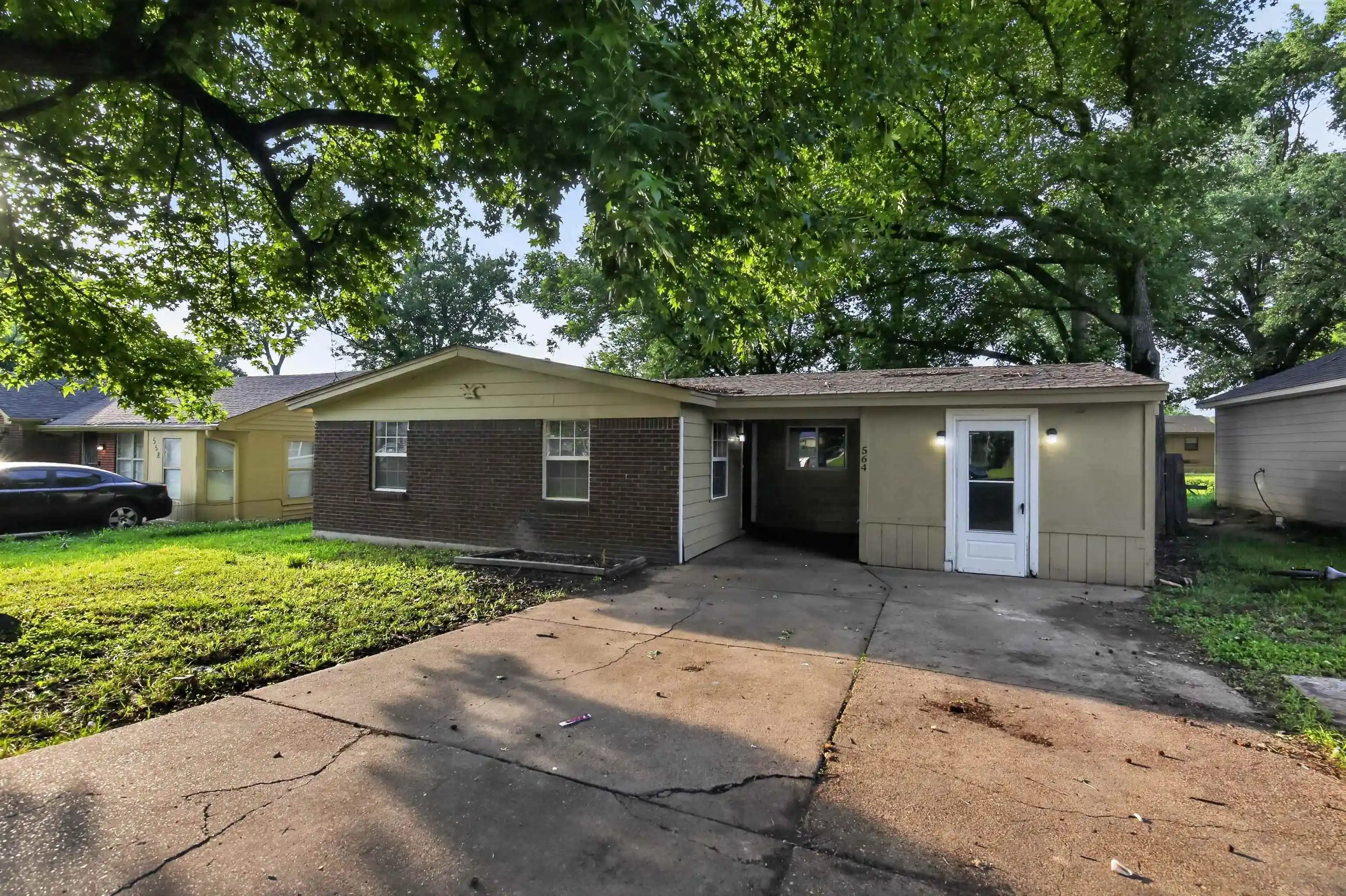 Photo 1 of Sale Pending at 564 Hemsley Ave, Memphis, TN 38109 | MLS# 10223255 | Listing updated on 2026-10-08