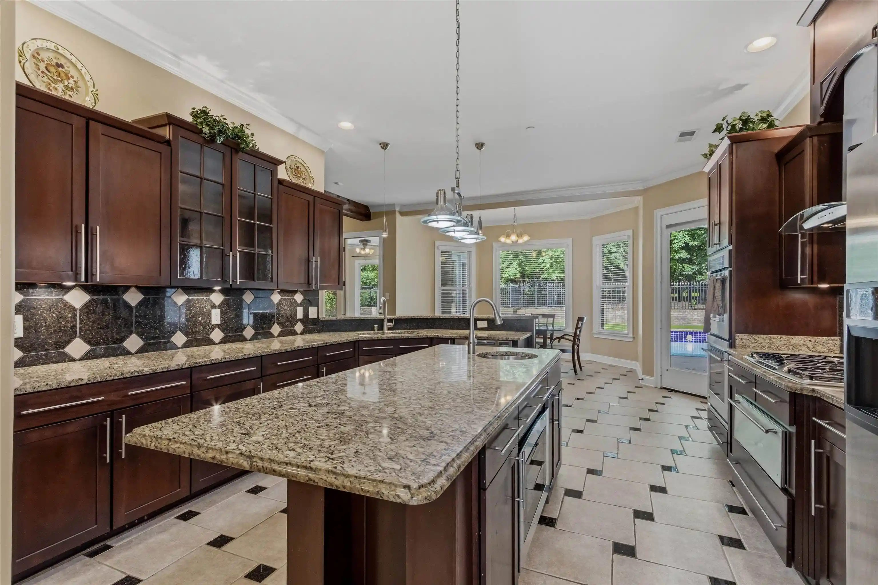 Photo 2 of Mansion for sale at 2843 Bayhill Woods Cv, Collierville, TN 38017 | MLS# 10223275 | Listing updated on 2026-08-01
