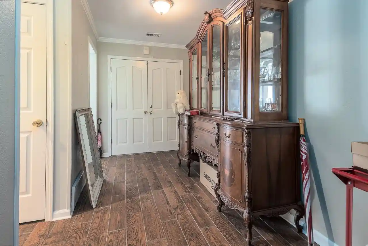 Photo 3 of Sale Pending at 7829 Gateway Inlet Cv, Memphis, TN 38119 | MLS# 10223334 | Listing updated on 2026-08-11