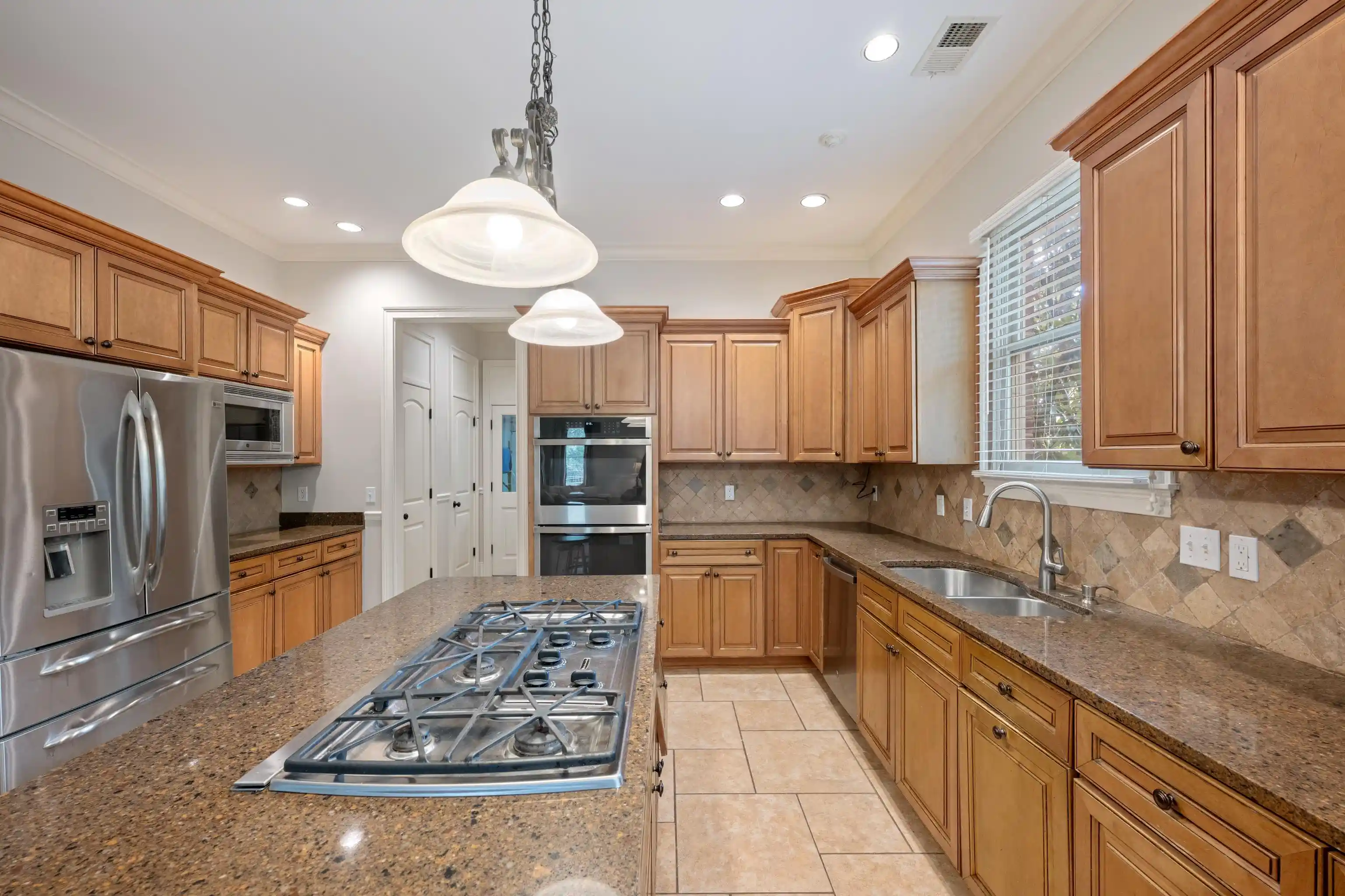 5th image of 1634 Laurel Knoll Cir, Germantown, TN 38139 | MLS# 10223369