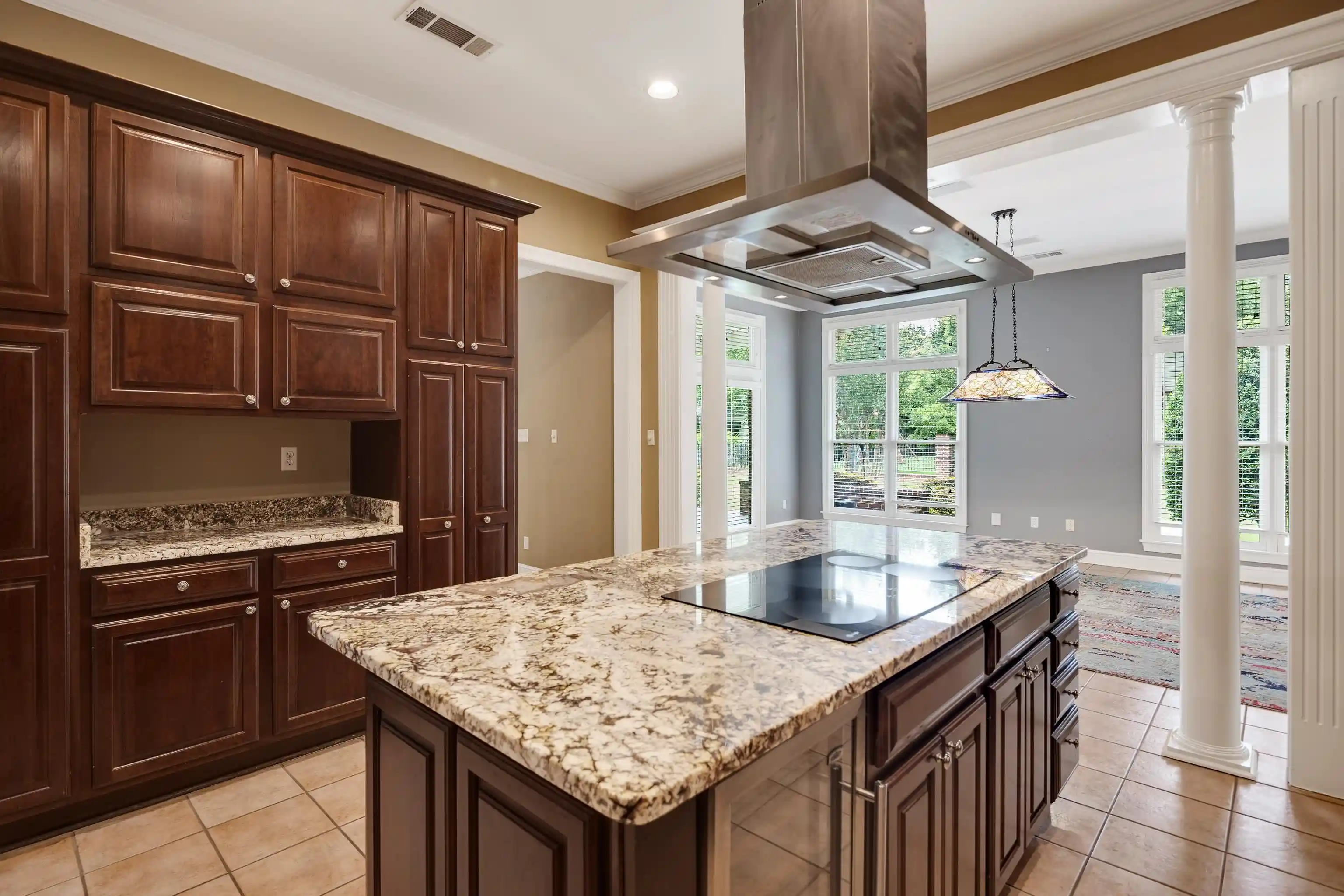 Photo 3 of Single family home for sale at 7590 Chapel Crk Pky, Cordova, TN 38016 | MLS# 10223373 | Listing updated on 2026-09-27
