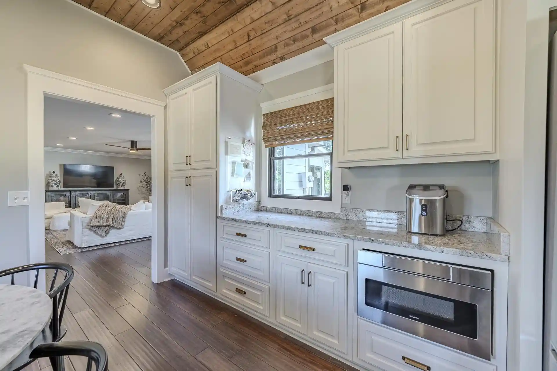 2nd image of 485 Poplar St, Savannah, TN 38372 | MLS# 10223377