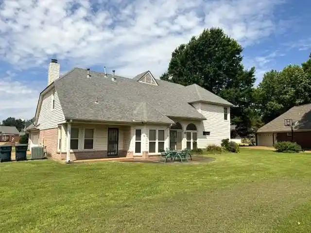 2nd image of 3376 Sara Woods Dr, Bartlett, TN 38133 | MLS# 10223391