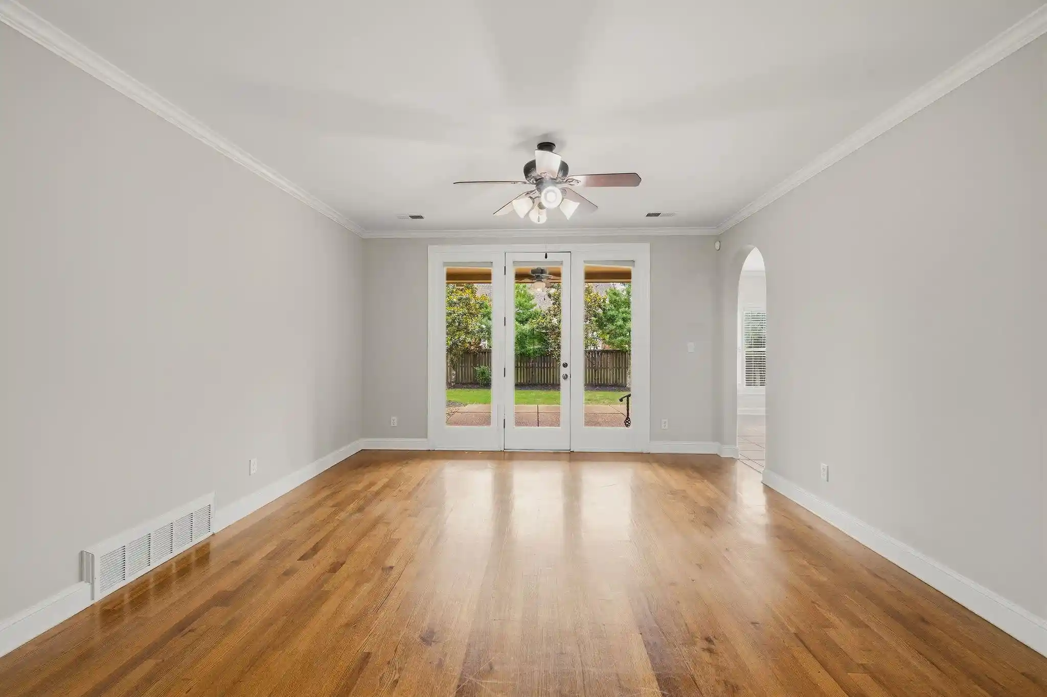 Photo 3 of Single family home for sale at 842 Shadow Walk Ln, Collierville, TN 38017 | MLS# 10223446 | Listing updated on 2026-09-13