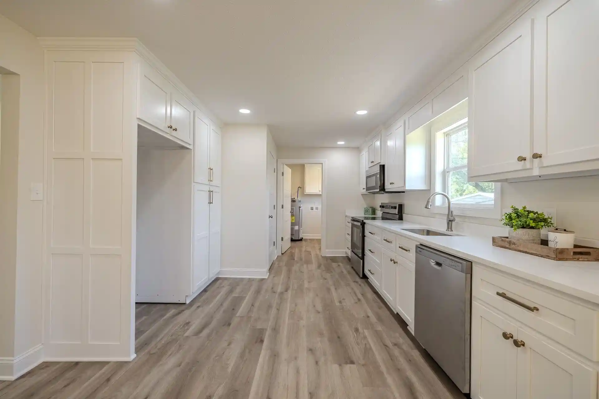 2nd image of 260 Barker Dr, Savannah, TN 38372 | MLS# 10223500