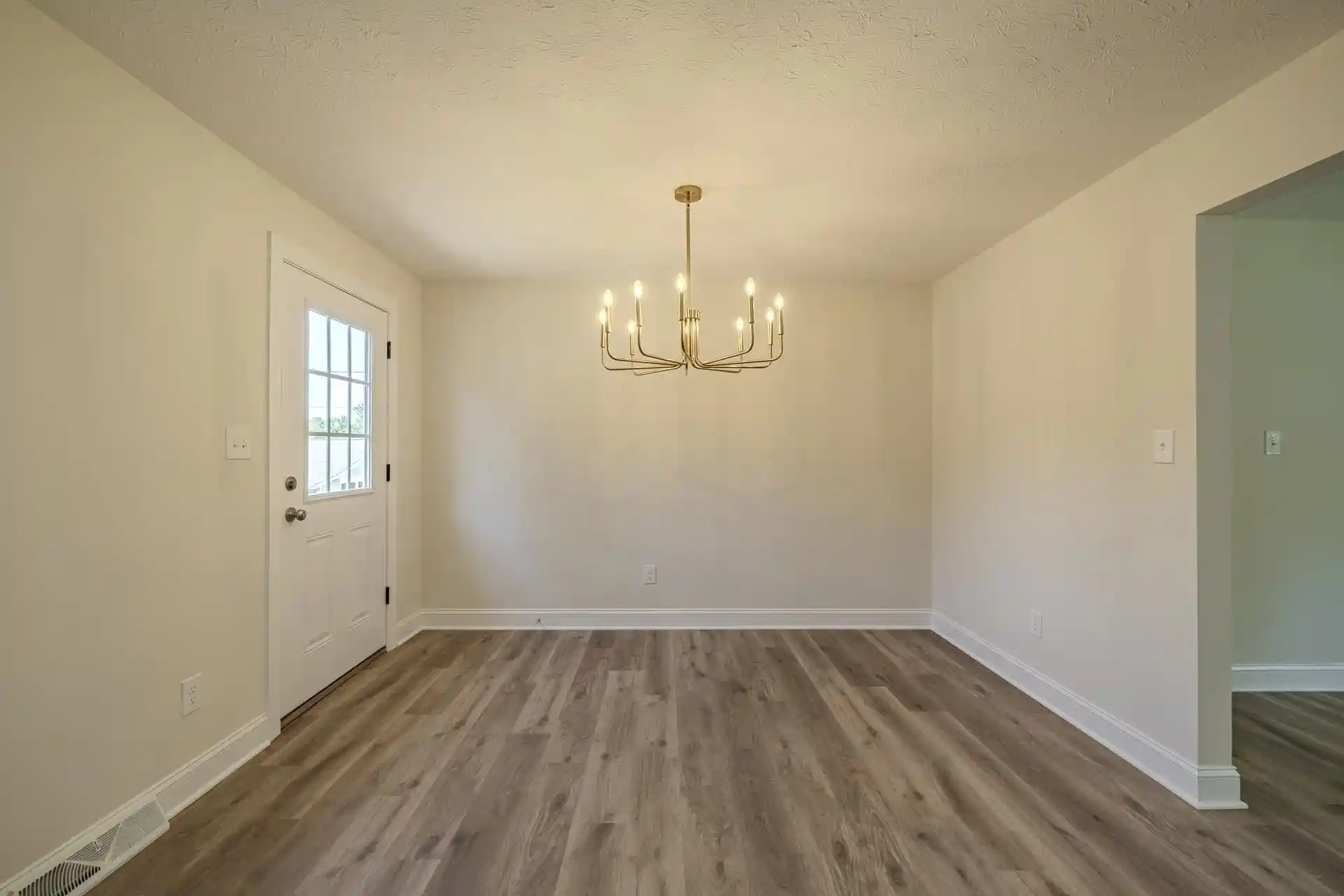 5th image of 260 Barker Dr, Savannah, TN 38372 | MLS# 10223500