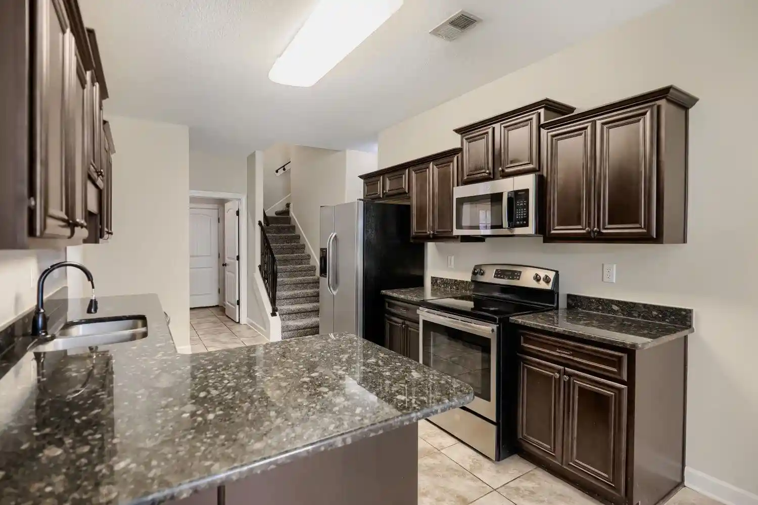 Homes for sale in Bartlett, TN | 7905 Country Lake Dr, Bartlett, TN 38133 | MLS# 10223530