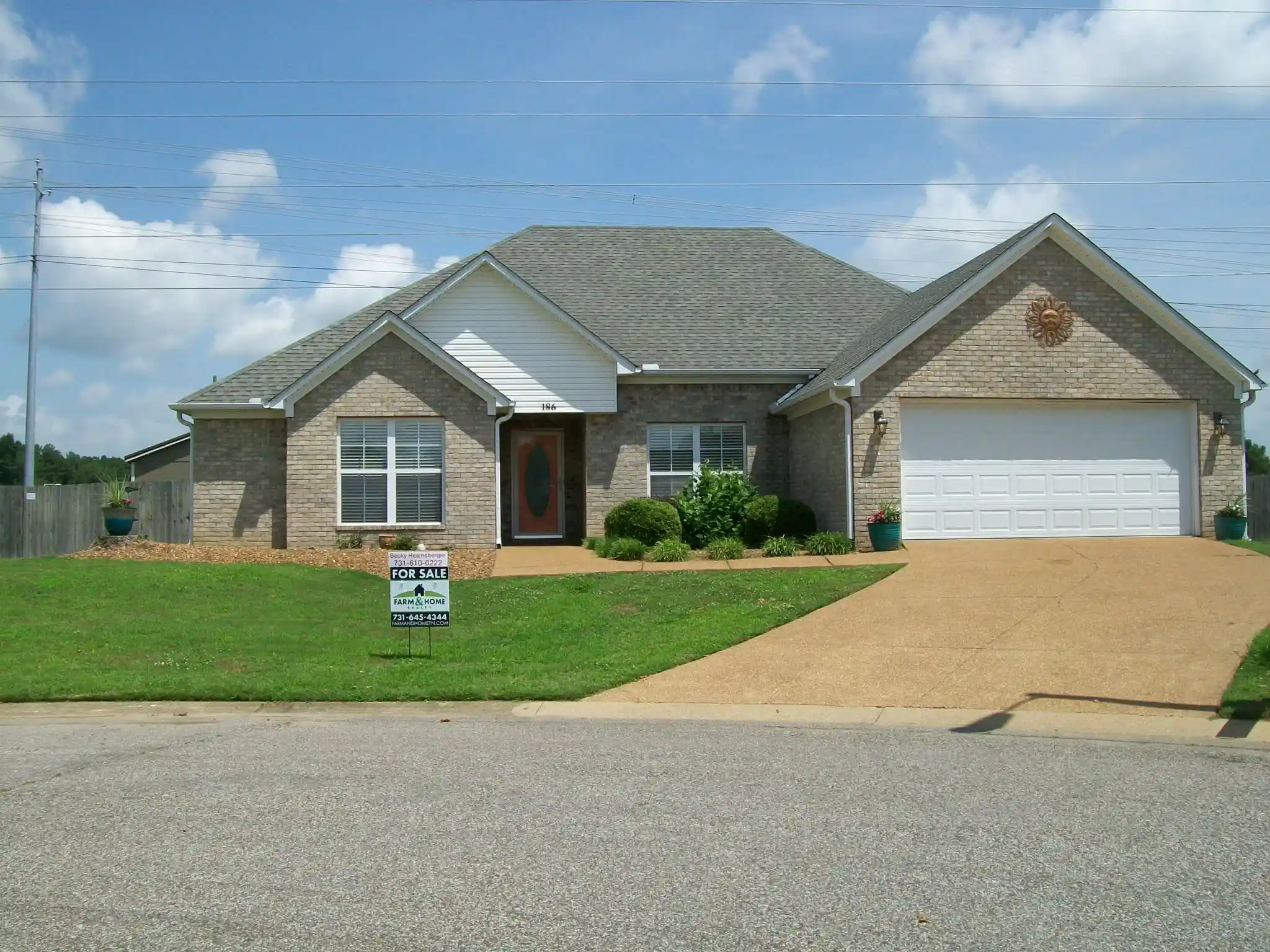 1st image of 186 Walnut Trace Dr, Jackson, TN 38305 | MLS# 10223532