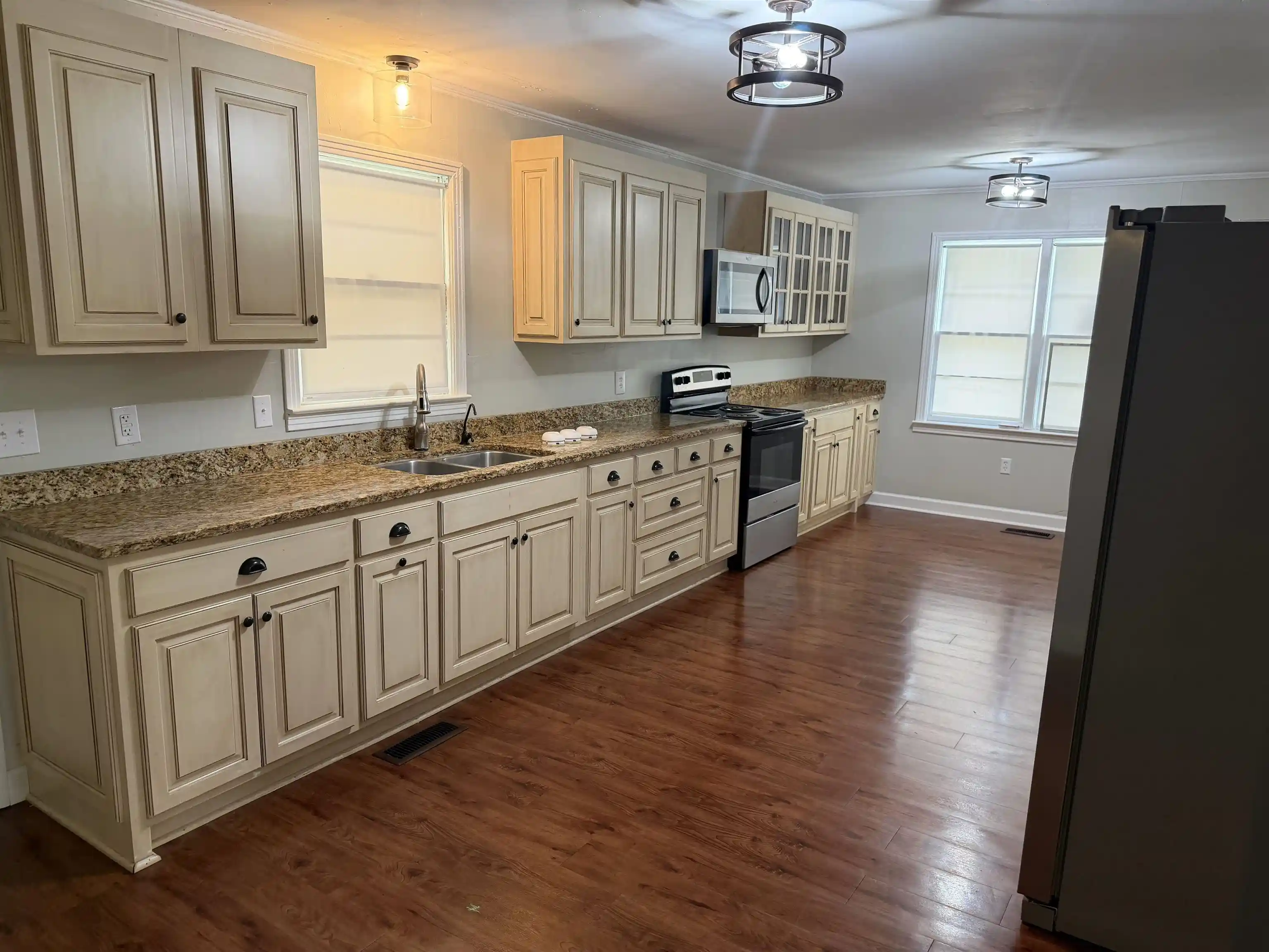 Homes for sale in Savannah, TN | 200 Jw Davis Dr, Savannah, TN 38372 | MLS# 10223534