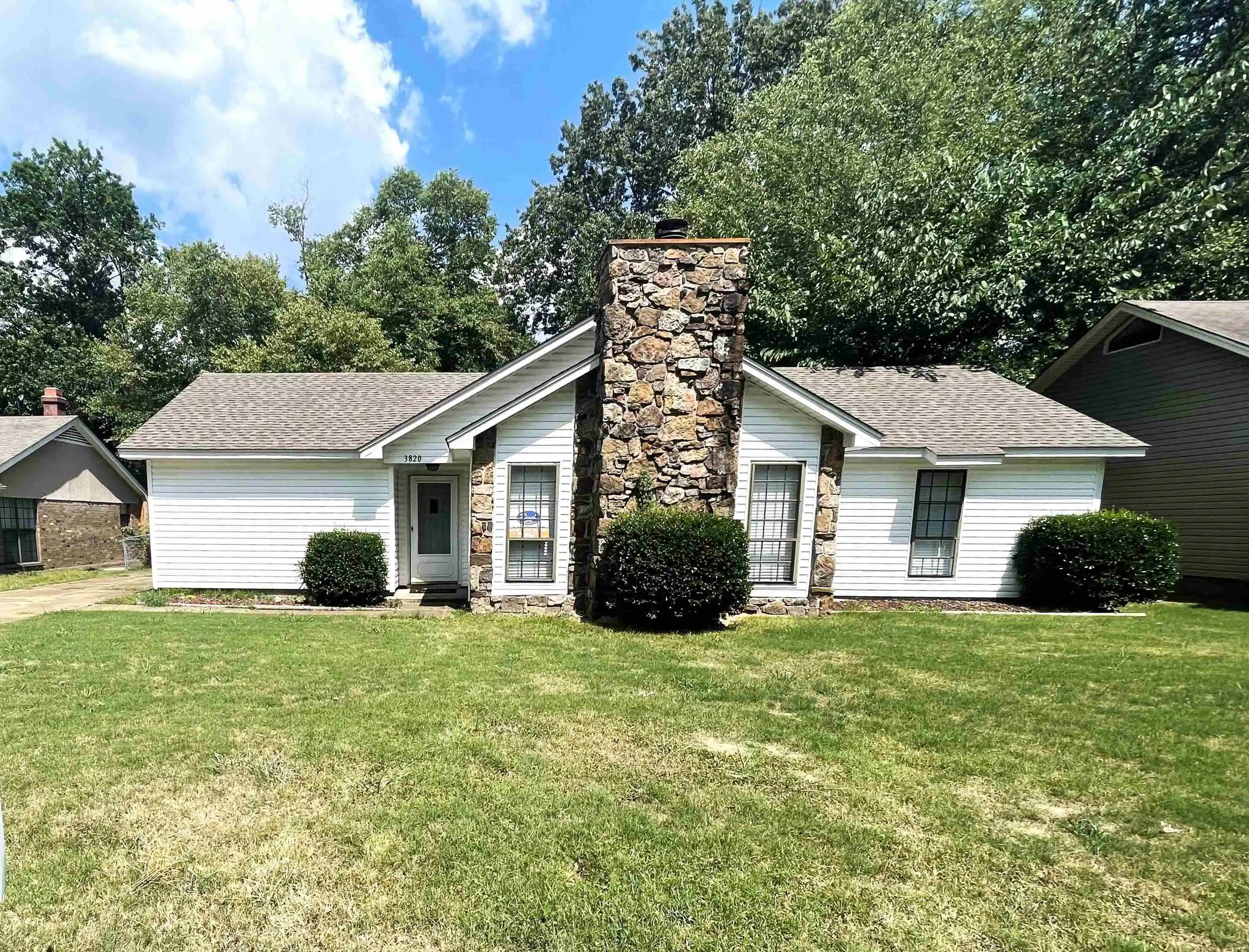 Photo 1 of Single family home for sale at 3820 Lucerne Dr, Memphis, TN 38115 | MLS# 10223554 | Listing updated on 2026-08-24
