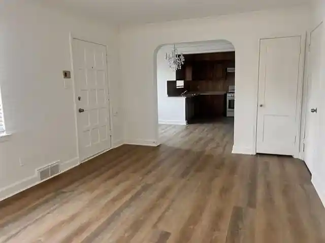 Photo 3 of Single family home for sale at 760 E Mckellar Ave, Memphis, TN 38106 | MLS# 10223562 | Listing updated on 2026-08-30