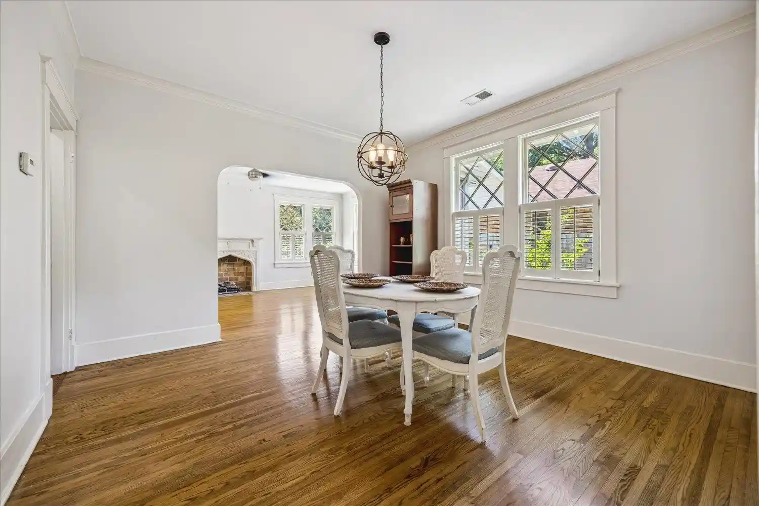 Photo 4 of Single family home for sale at 2126 University Cir, Memphis, TN 38112 | MLS# 10223576 | Listing updated on 2026-08-26
