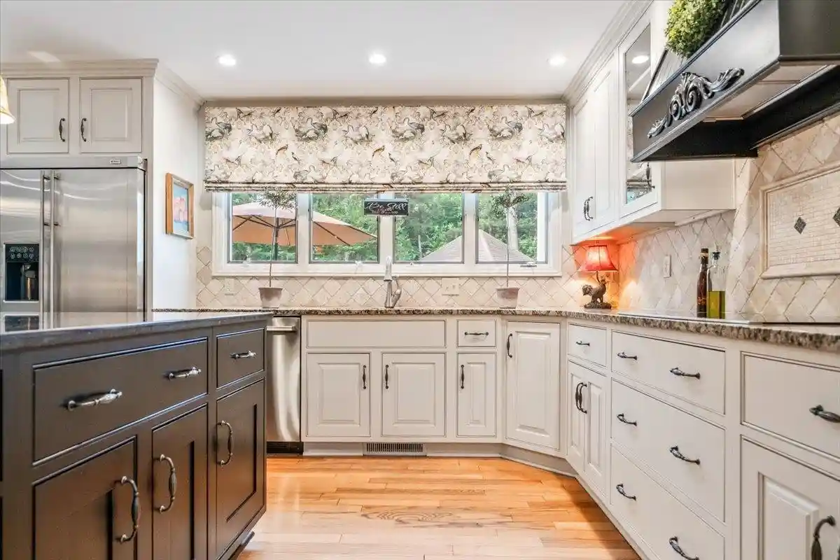 4th image of 8359 Drury Ln, Germantown, TN 38139 | MLS# 10223582