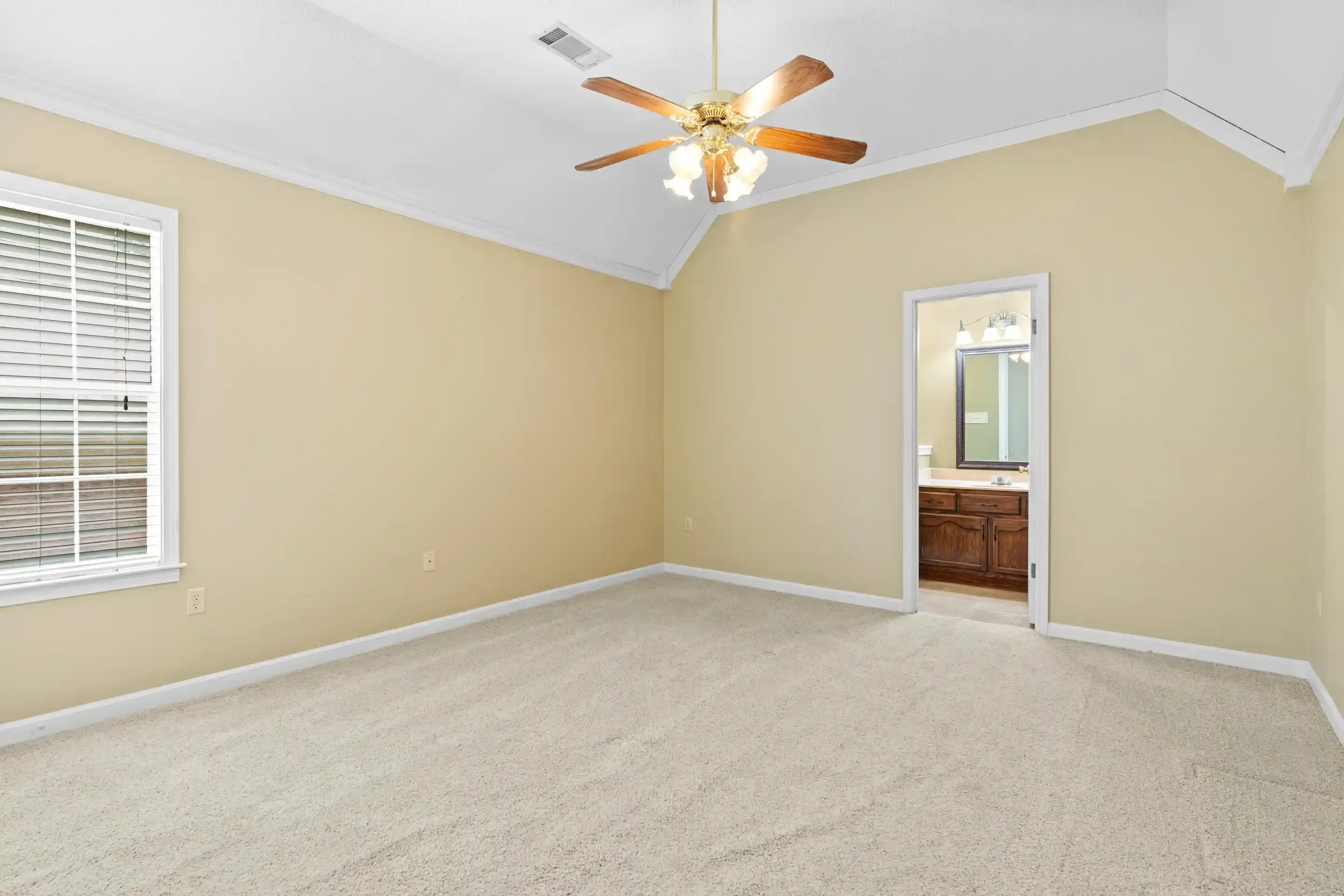 Homes for sale in Lakeland, TN | 3115 Ultragreen Ln, Lakeland, TN 38002 | MLS# 10223606
