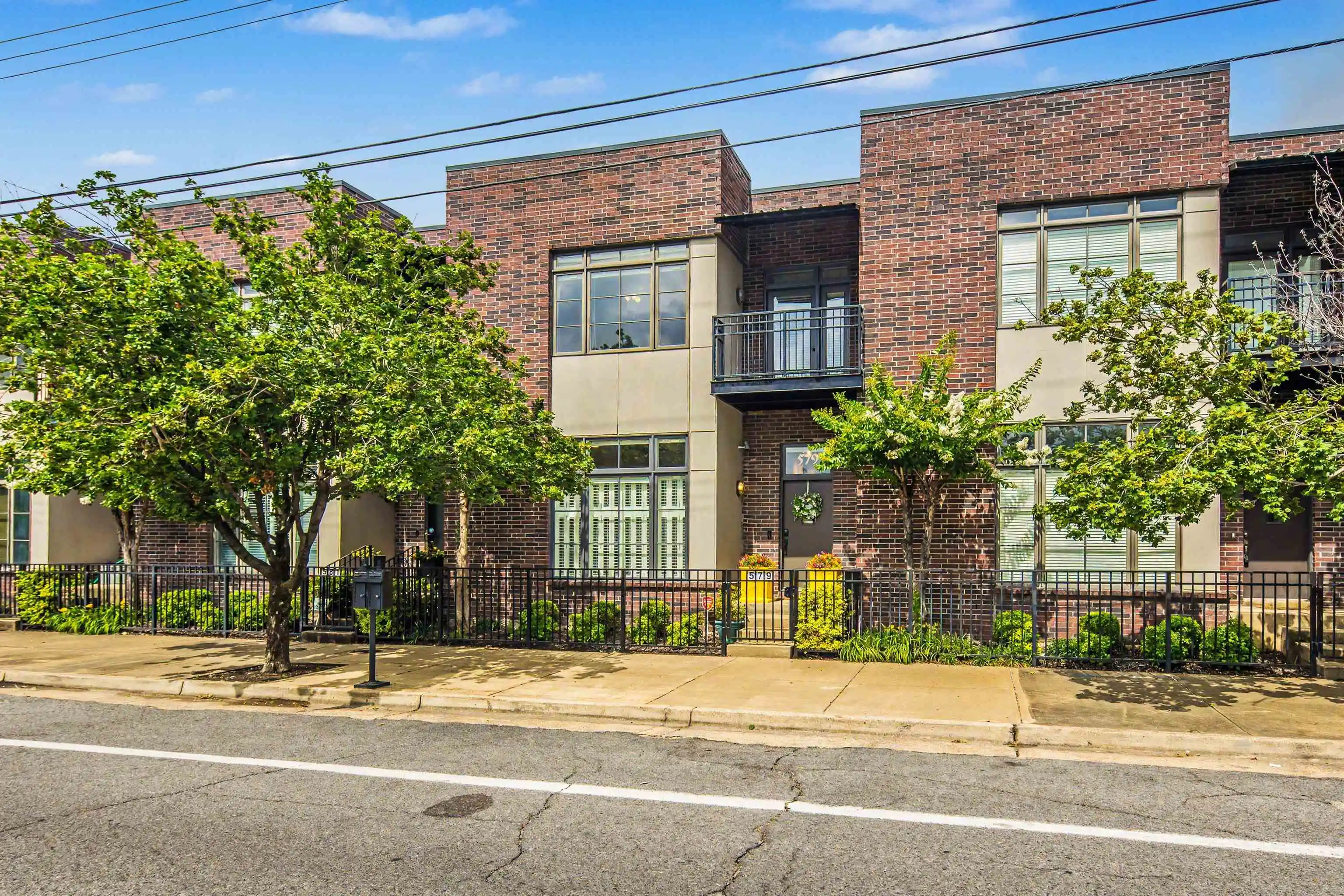 1st image of 579 S Front St, Memphis, TN 38103 | MLS# 10223626