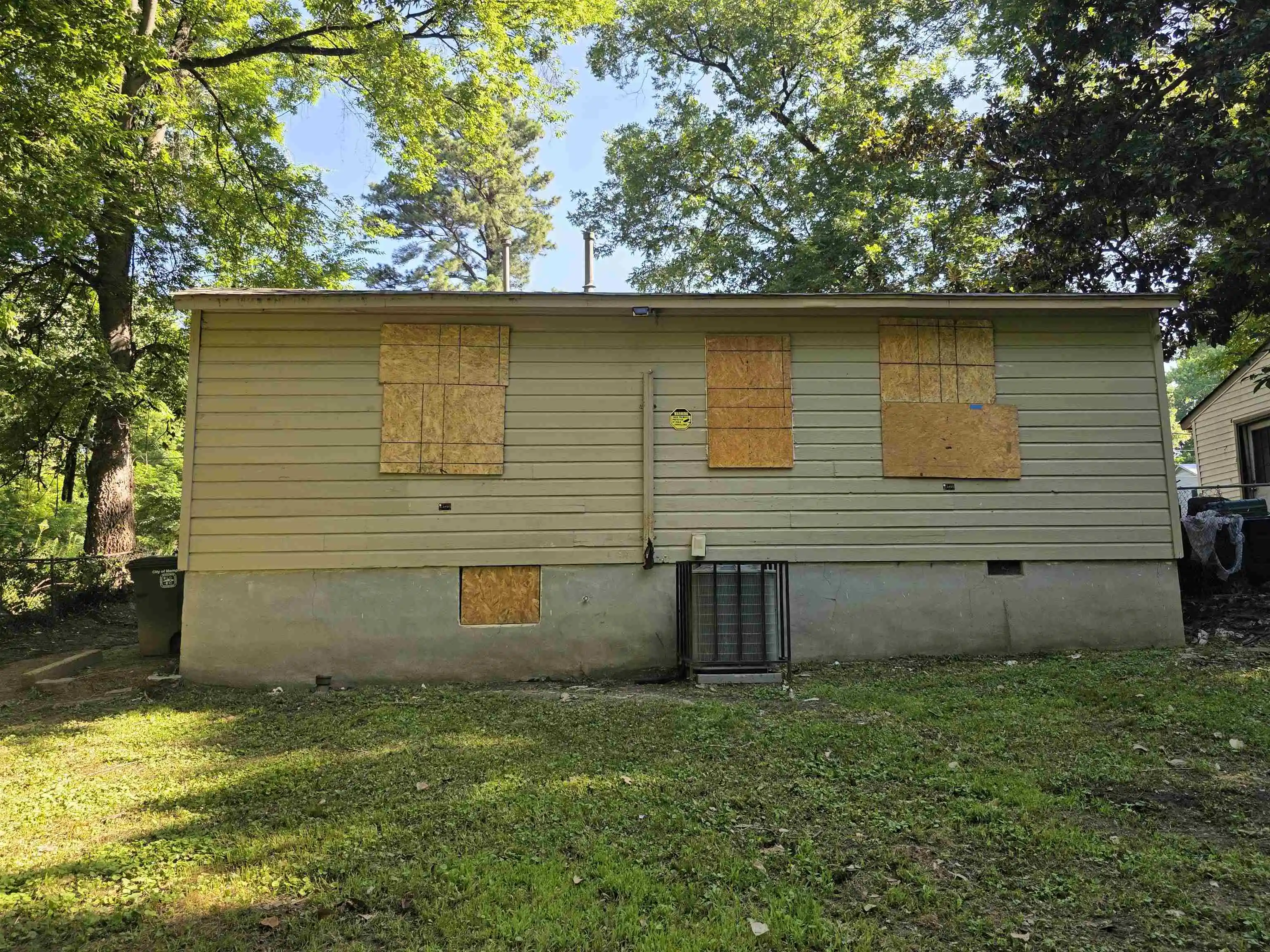 Photo 2 of Single family home for sale at 1937 Pinedale Ave, Memphis, TN 38127 | MLS# 10223670 | Listing updated on 2026-09-21
