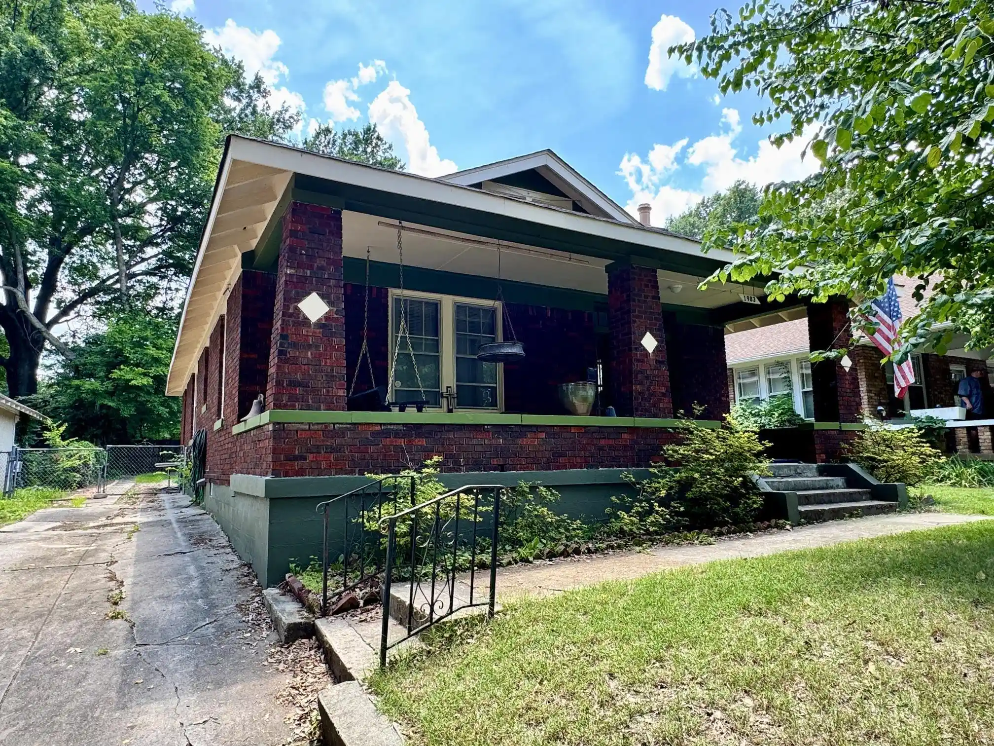 Photo 1 of Single family home for sale at 1983 Evelyn Ave, Memphis, TN 38104 | MLS# 10223687 | Listing updated on 2026-08-02