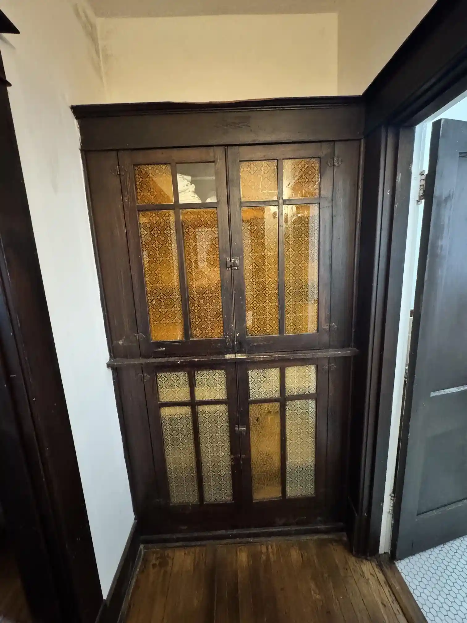 Photo 2 of Single family home for sale at 1983 Evelyn Ave, Memphis, TN 38104 | MLS# 10223687 | Listing updated on 2026-08-02