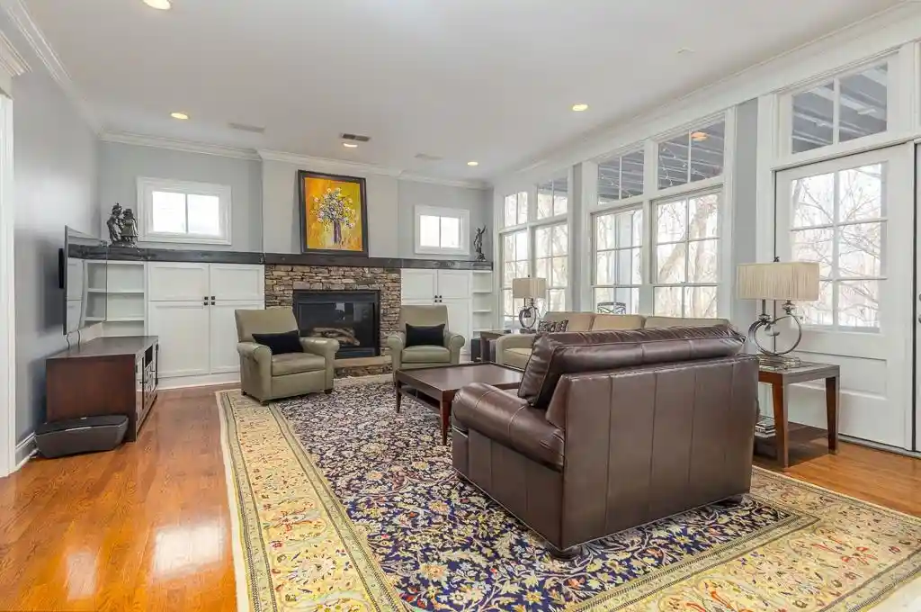 Photo 2 of Sale Pending at 170 Harbor Isle Cir, Memphis, TN 38103 | MLS# 10223747 | Listing updated on 2026-08-27