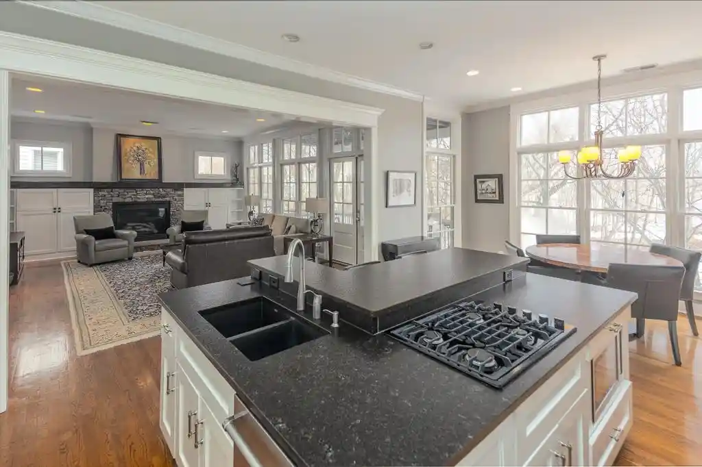 Photo 4 of Sale Pending at 170 Harbor Isle Cir, Memphis, TN 38103 | MLS# 10223747 | Listing updated on 2026-08-27