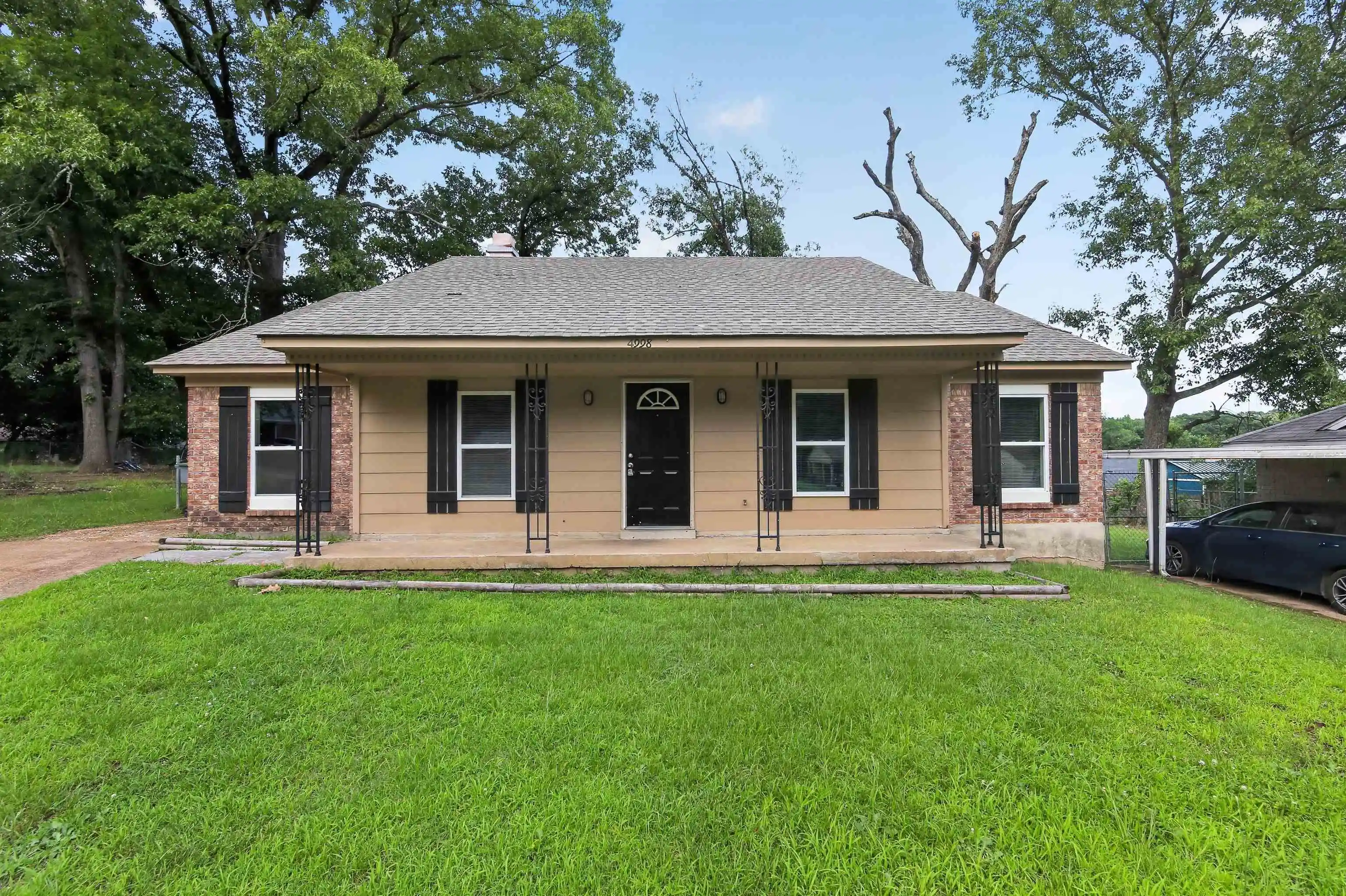 Photo 1 of Single family home for sale at 4998 Penwood Cv, Memphis, TN 38118 | MLS# 10223788 | Listing updated on 2026-09-28