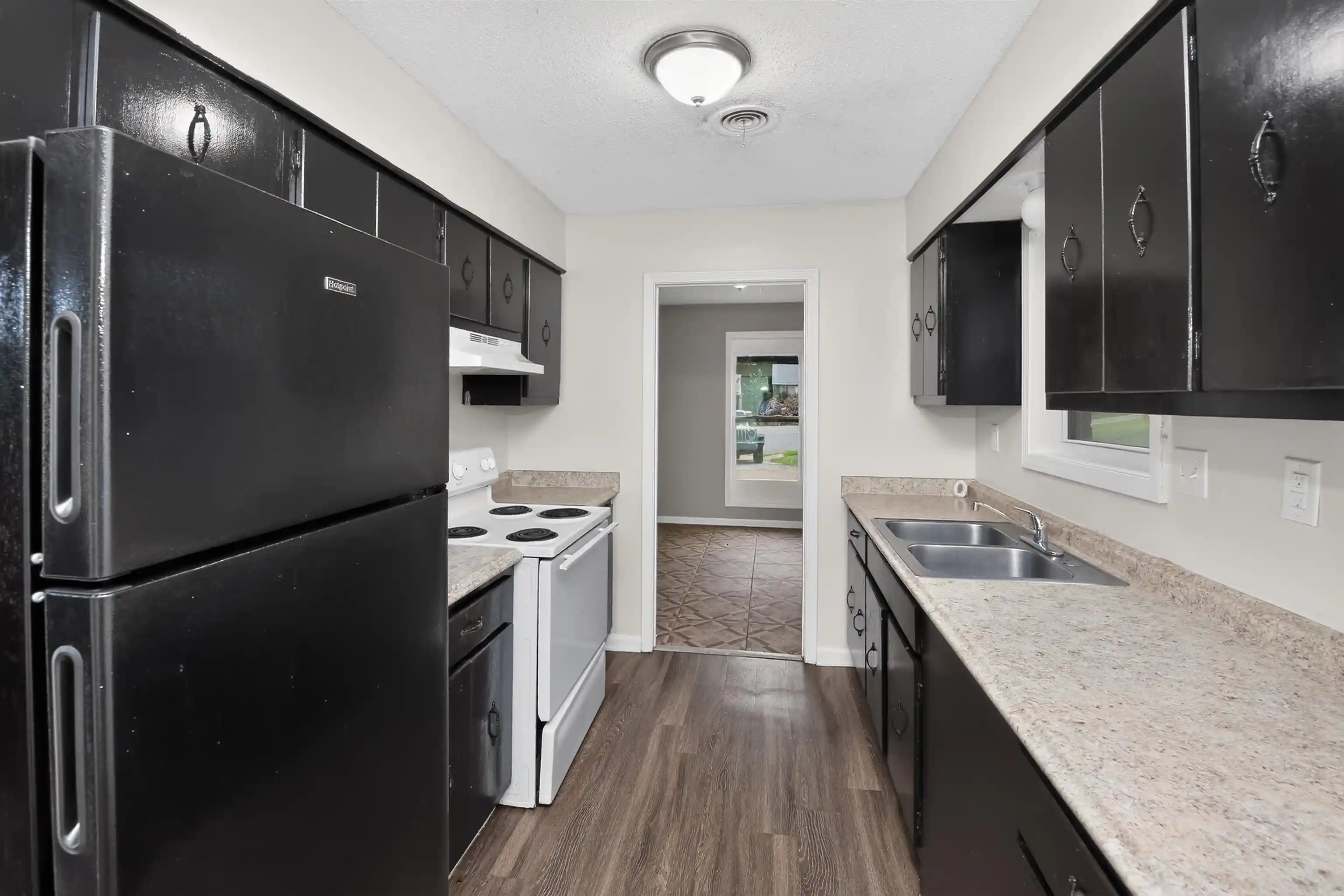 Photo 3 of Single family home for sale at 4998 Penwood Cv, Memphis, TN 38118 | MLS# 10223788 | Listing updated on 2026-09-28